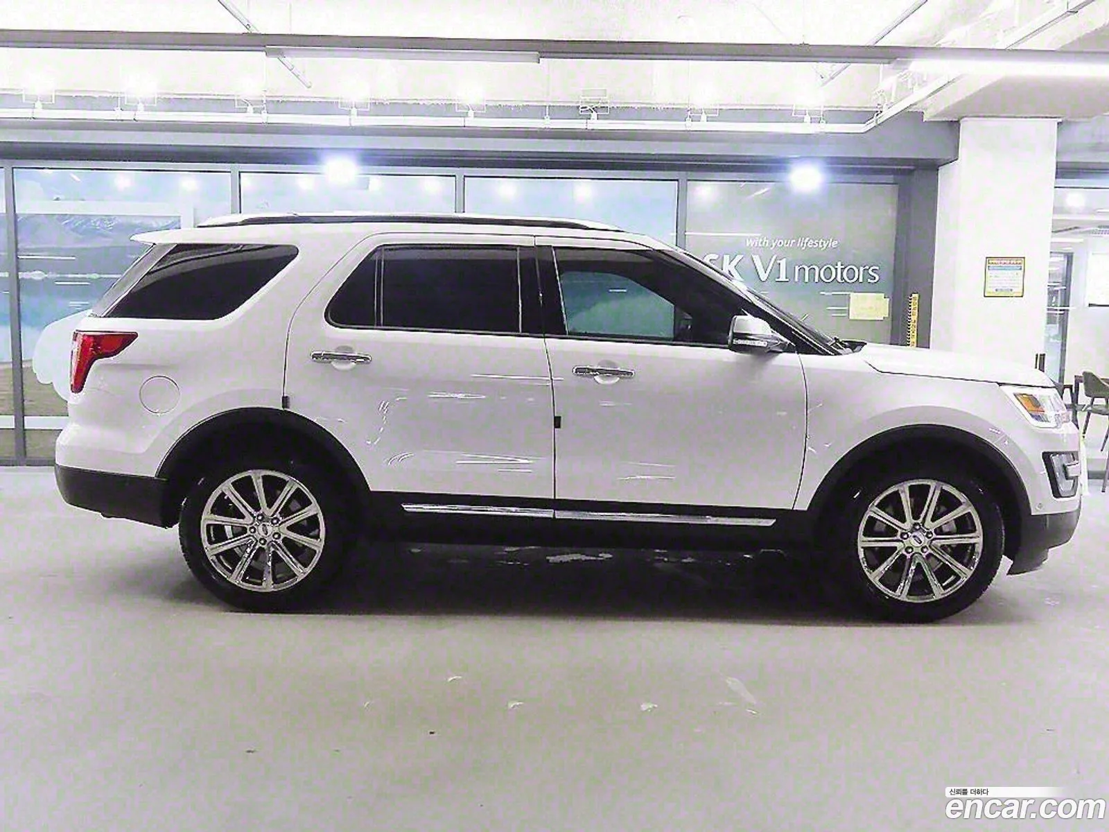 Ford Explorer 2017 — 15