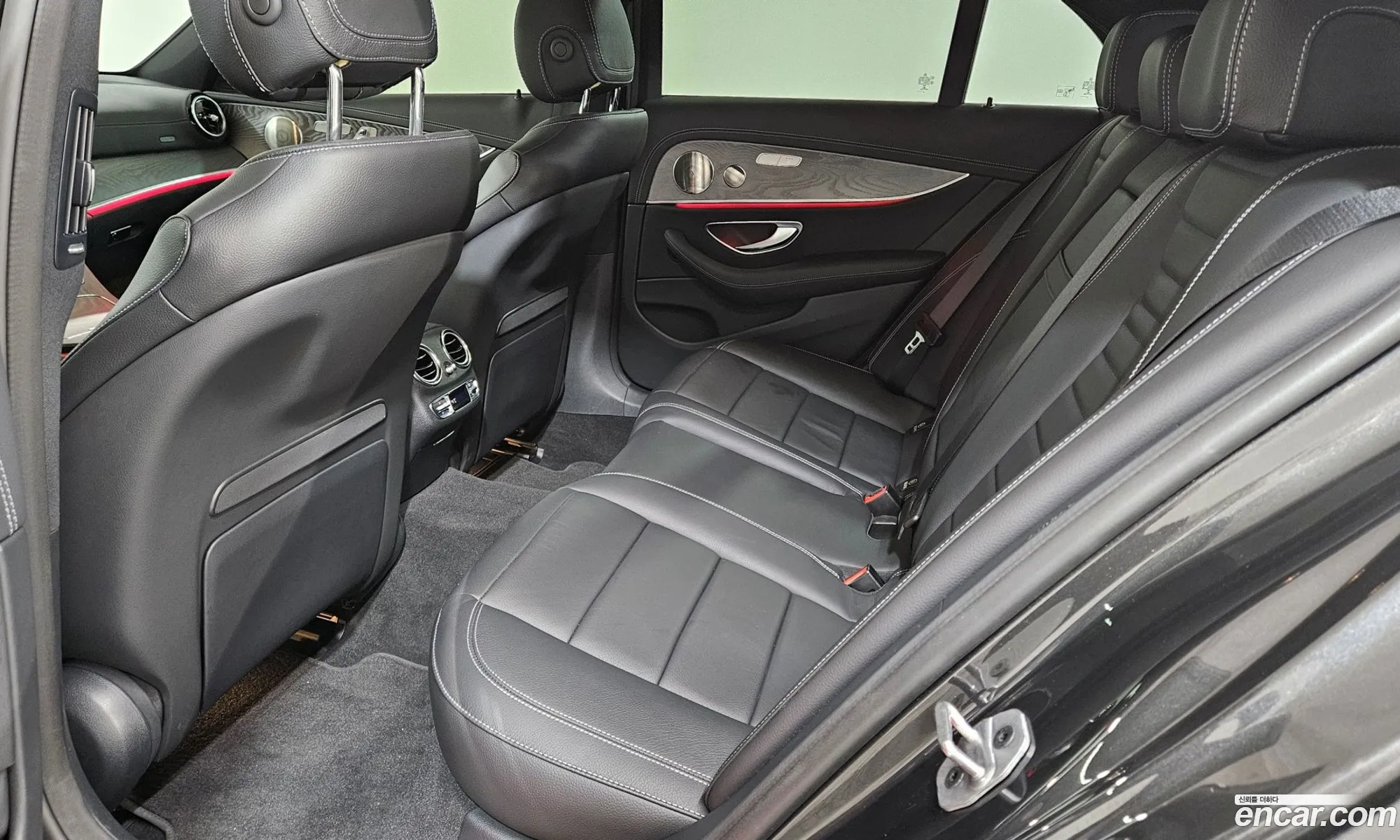 Mercedes-Benz E-Class W213 2023 — 15