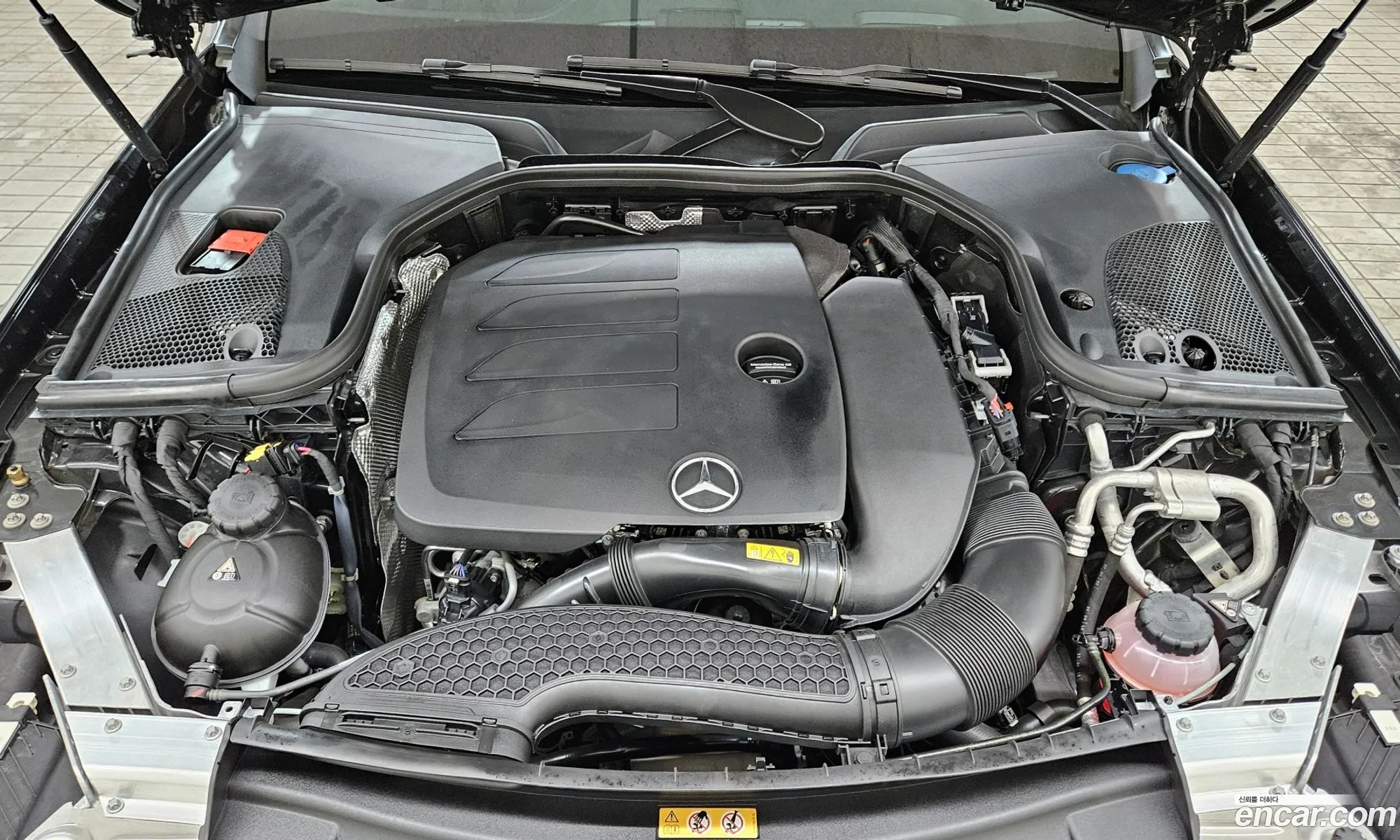 Mercedes-Benz E-Class W213 2023 — 13