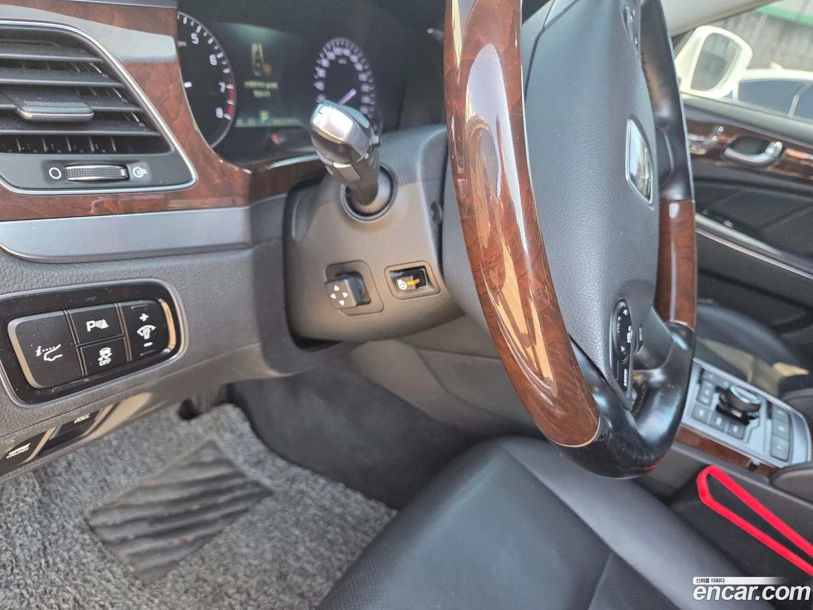 Hyundai Equus 2014 — 9