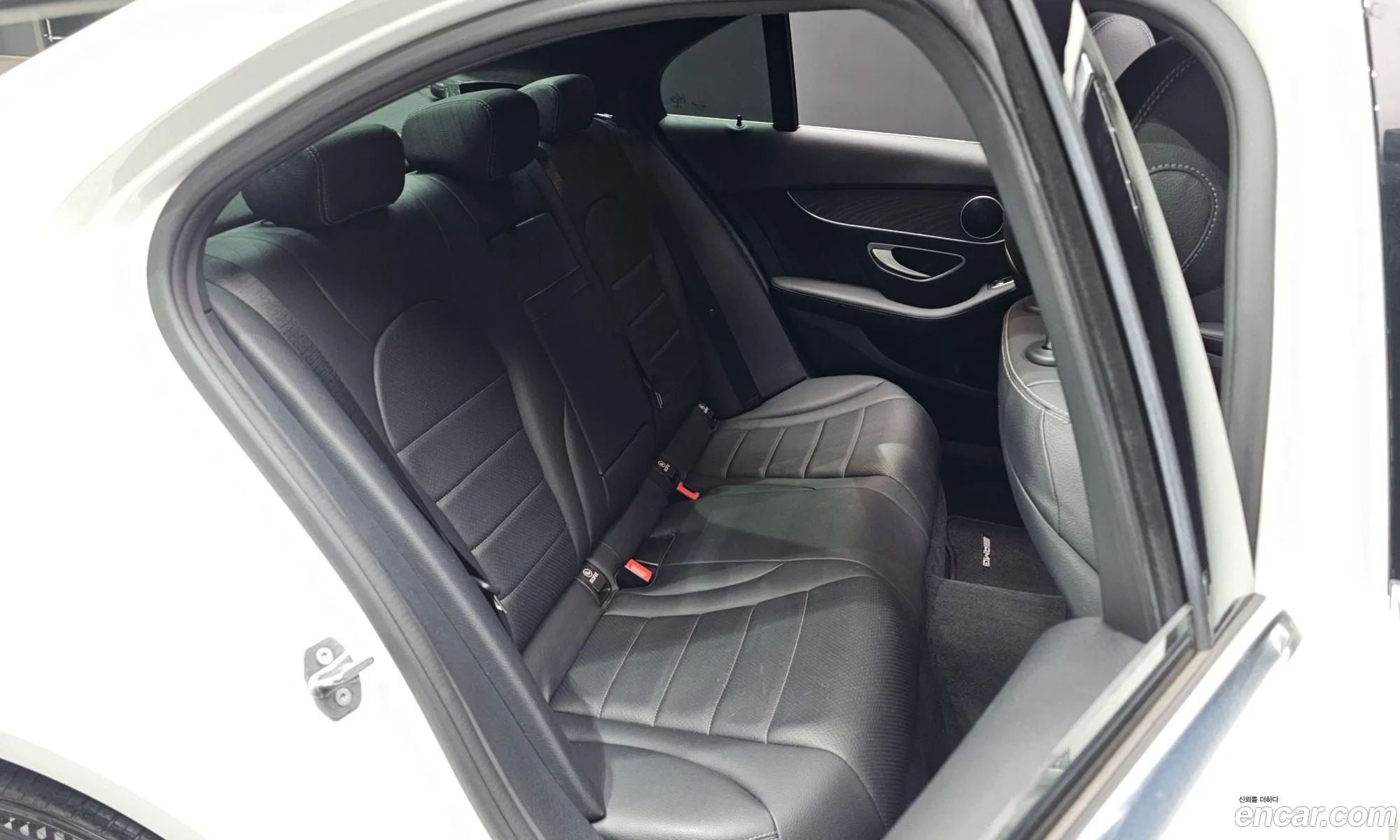 Mercedes-Benz C-Class W205 2019 — 20