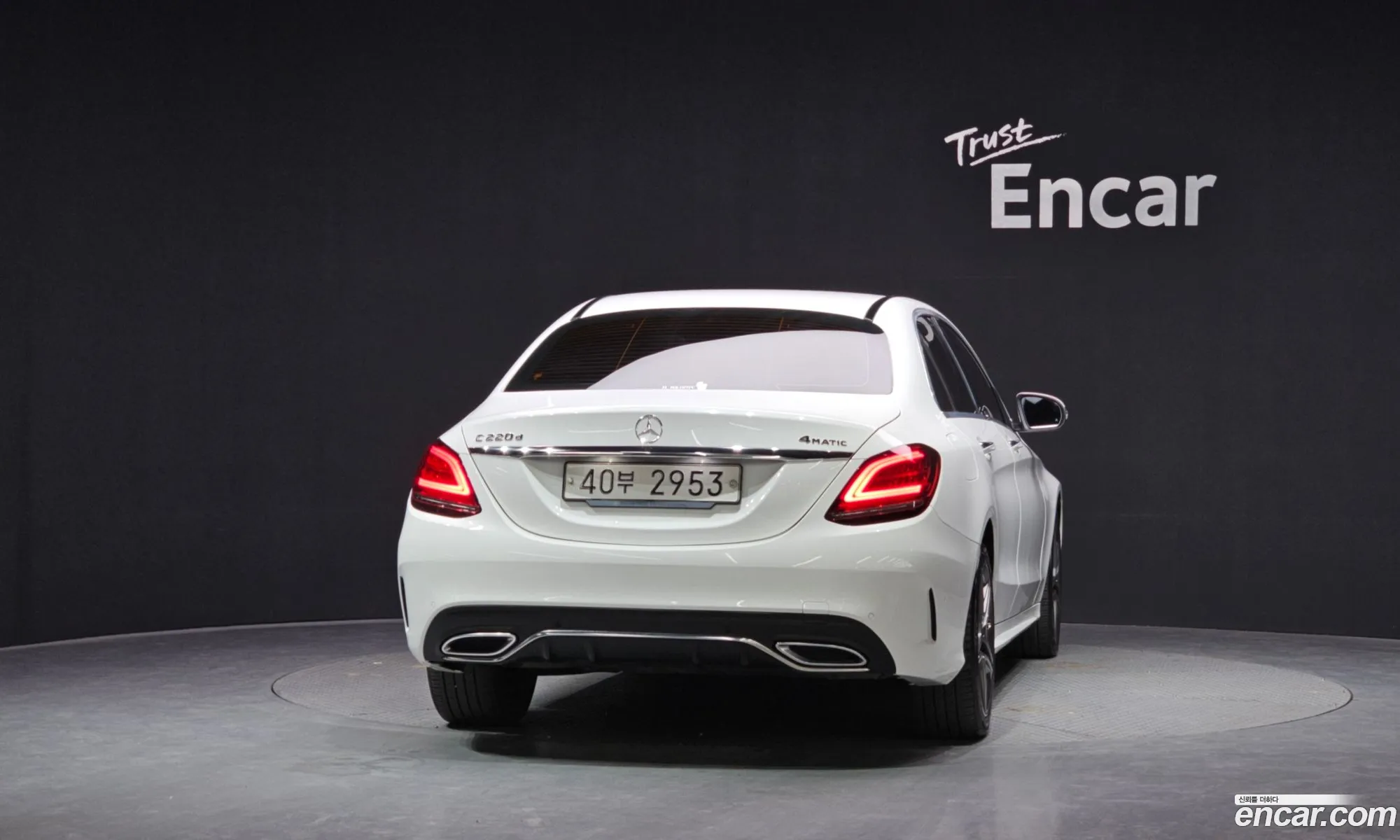 Mercedes-Benz C-Class W205 2019 — 18