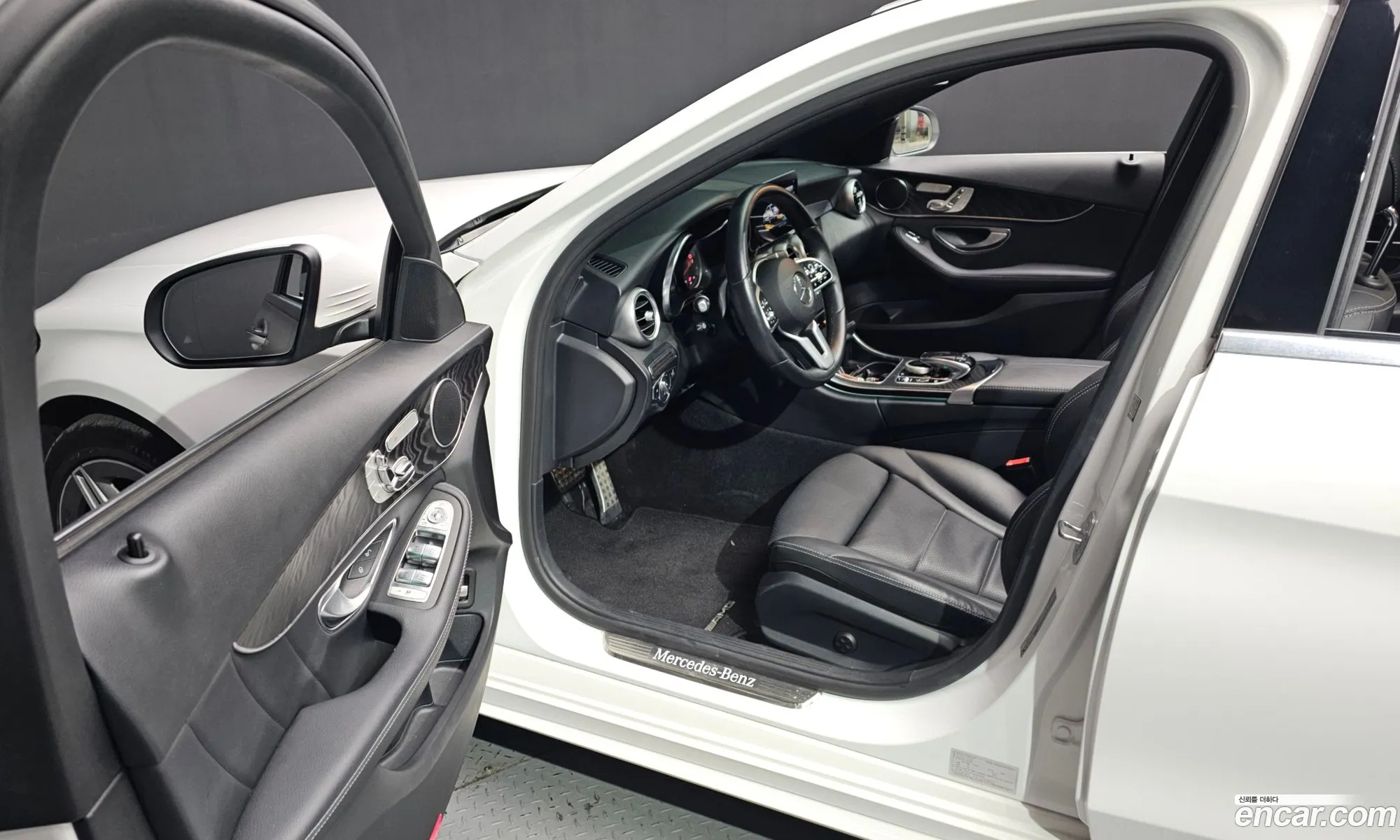 Mercedes-Benz C-Class W205 2019 — 3