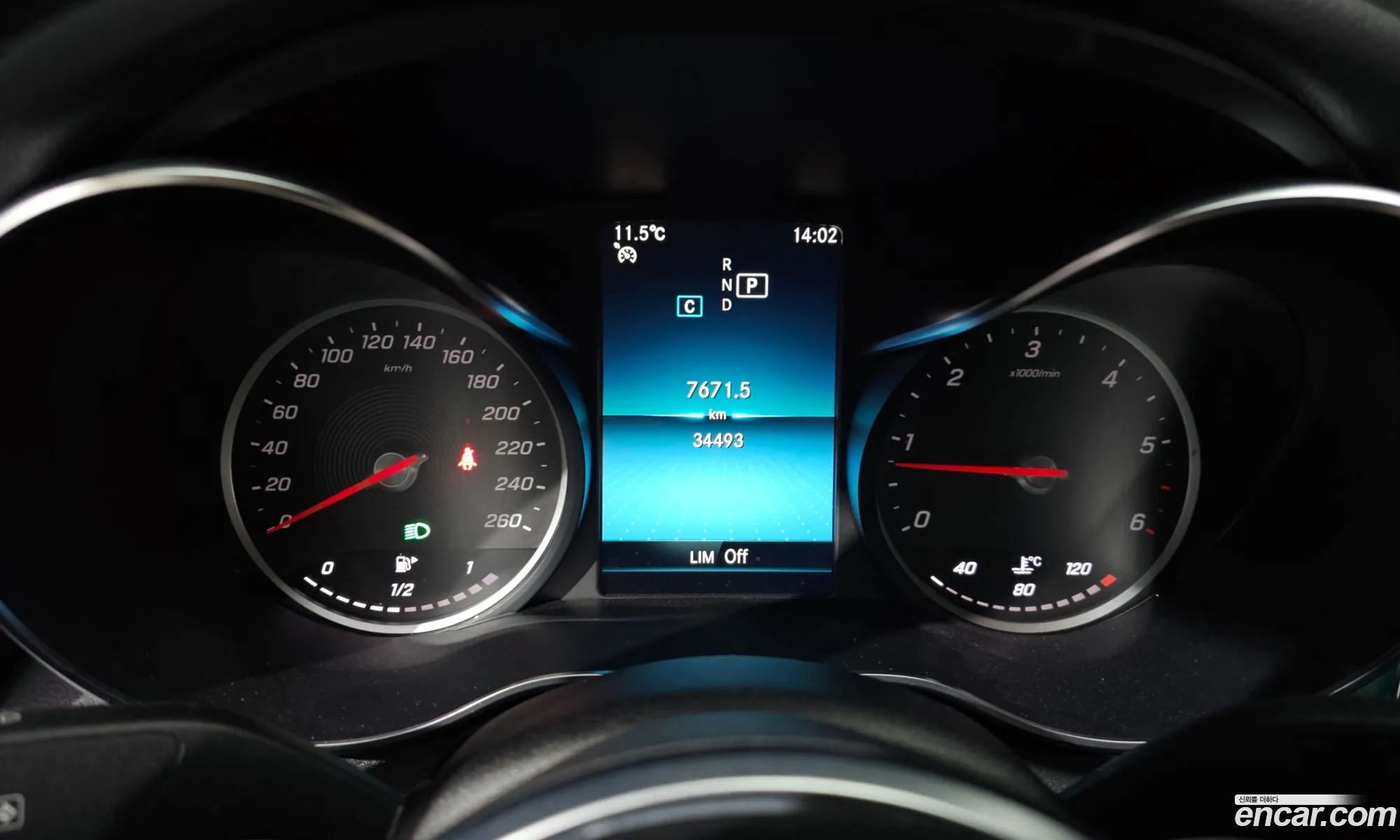 Mercedes-Benz C-Class W205 2019 — 13