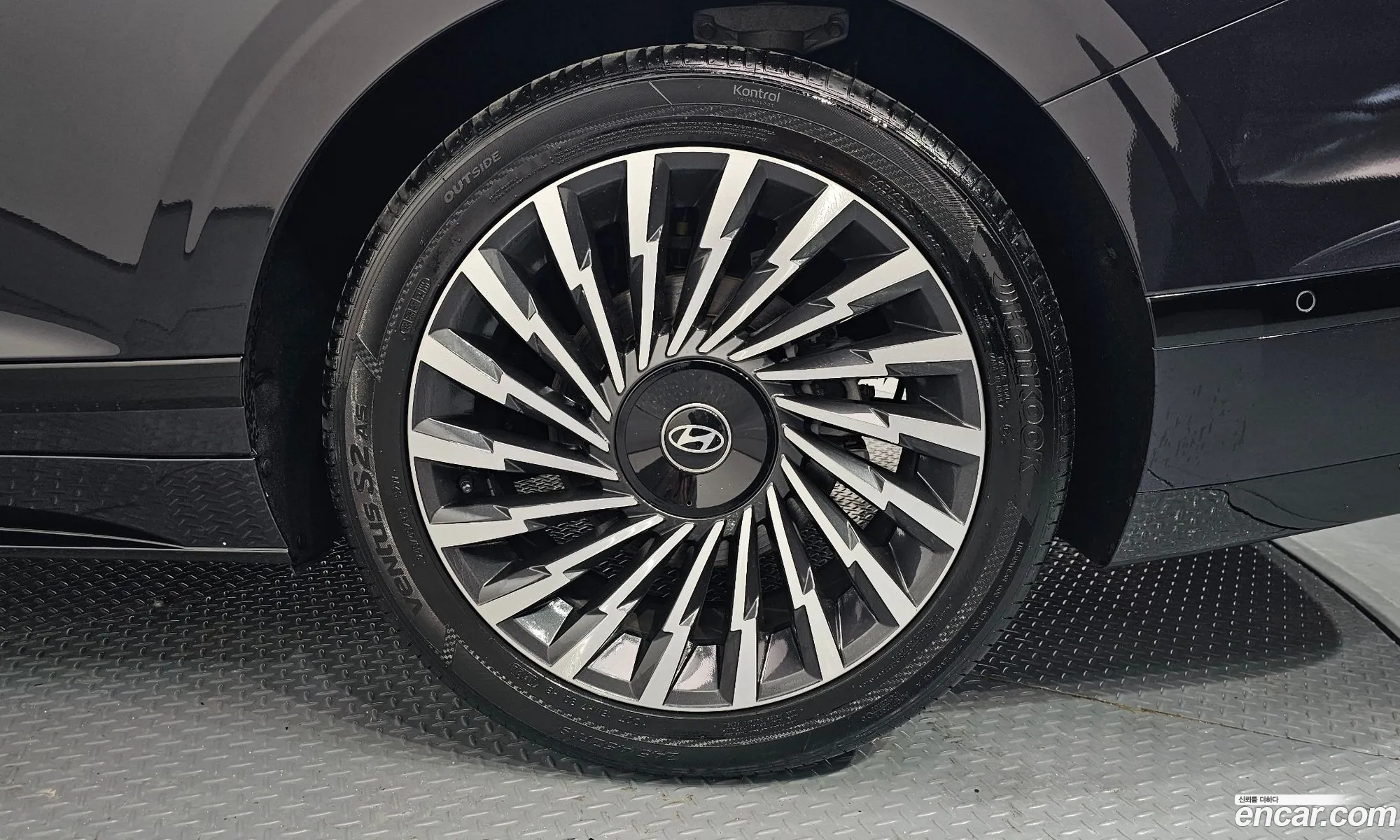 Hyundai Grandeur 2023 — 10