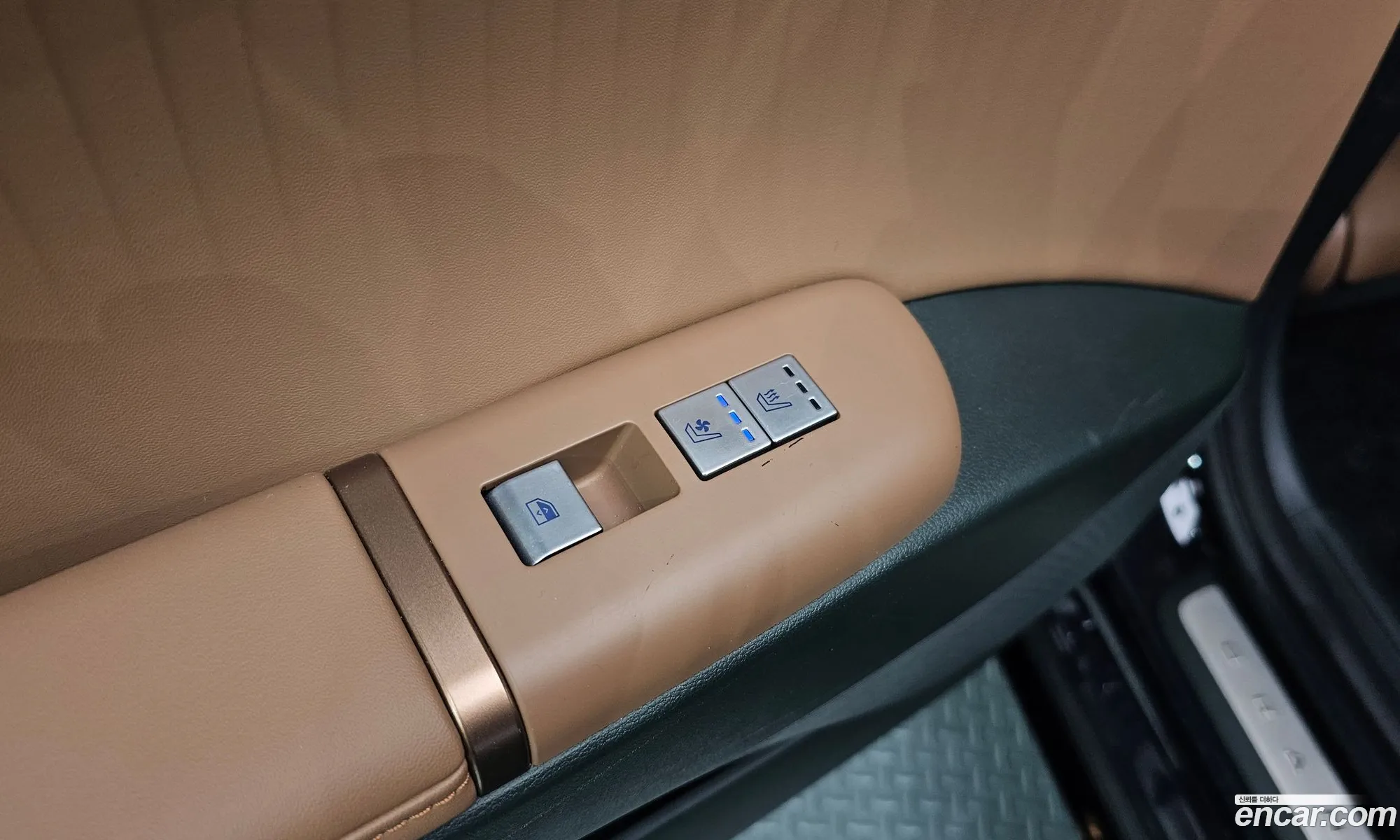 Hyundai Grandeur 2023 — 12