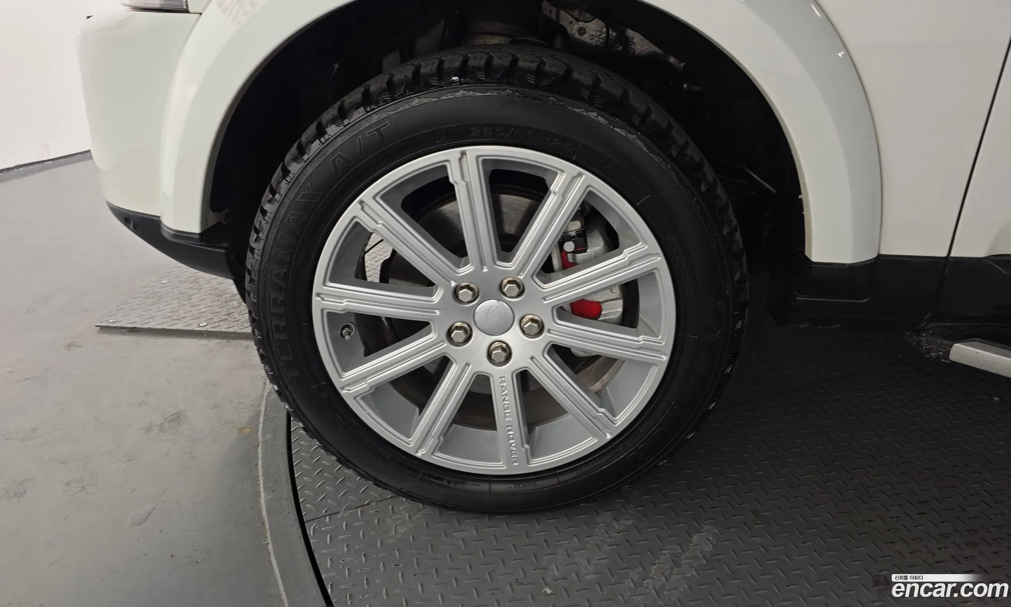 Land Rover Discovery 4 2016 — 17