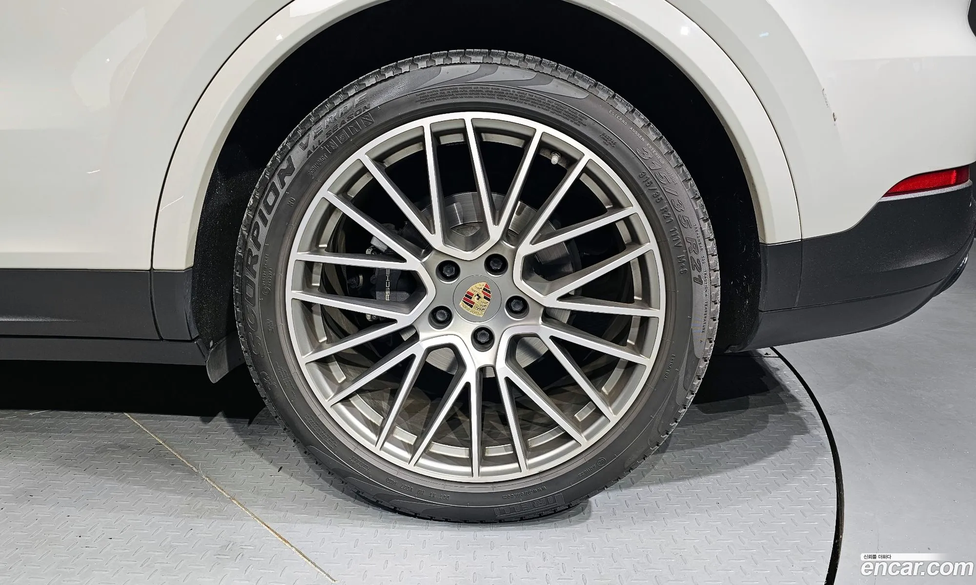 Porsche Cayenne 2022 WP1BA29Y1NDA69482 — 16