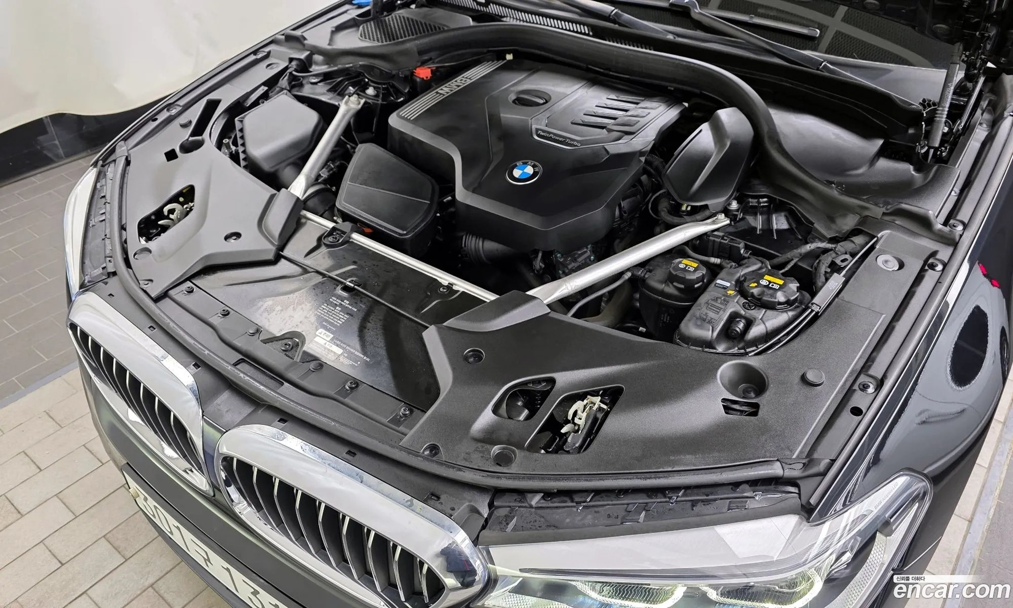 BMW 5 Series 2019 — 10