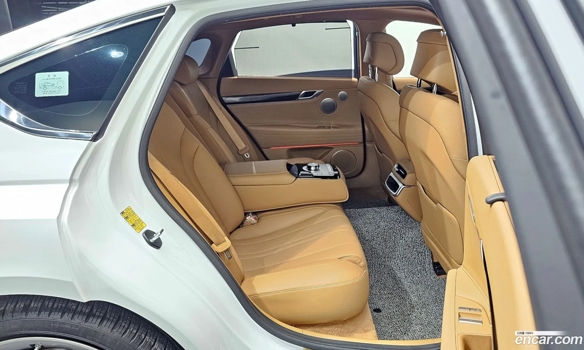 Genesis G80 2024 — 12