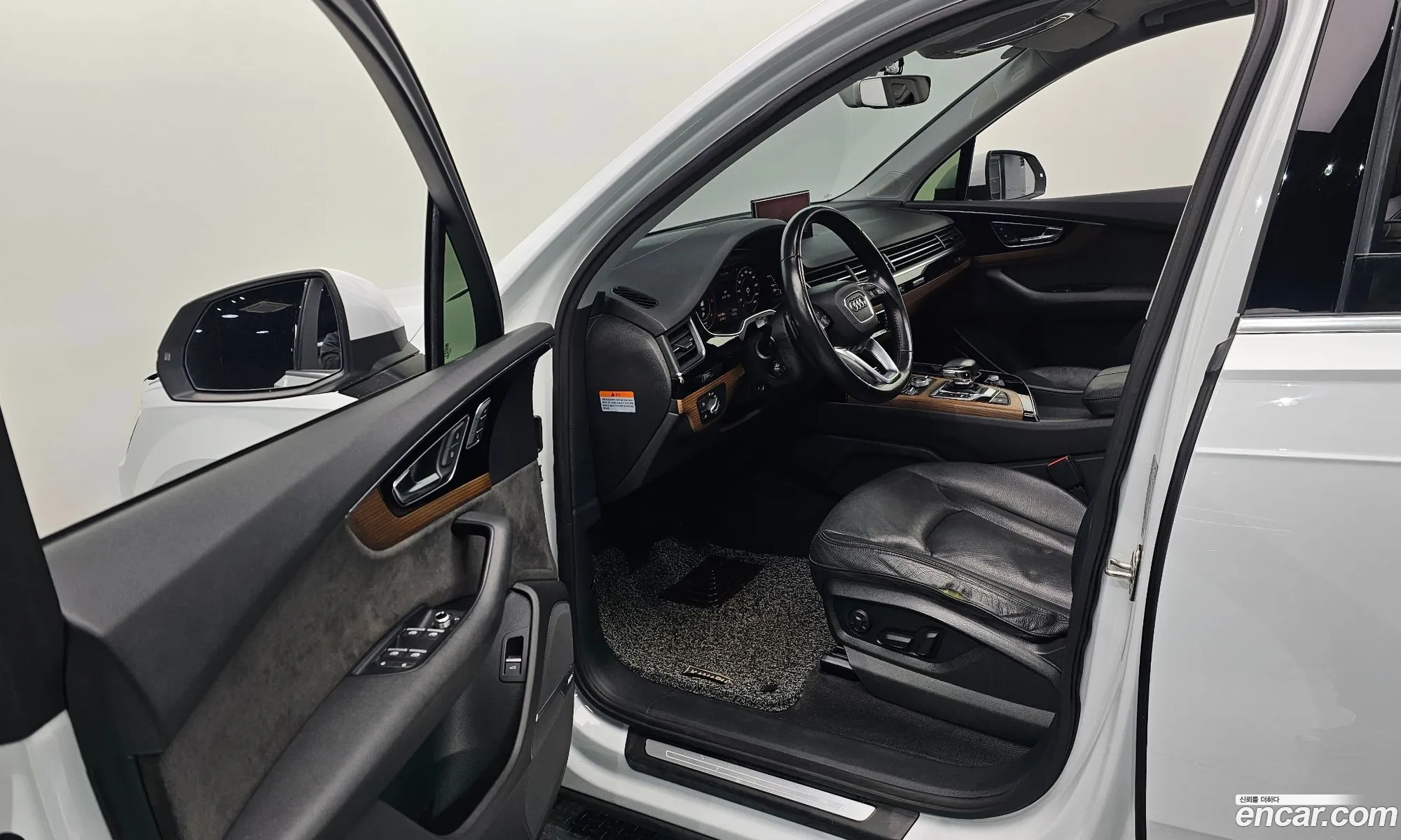 Audi Q7 2016 WAUZZZ4M5GD058992 — 14