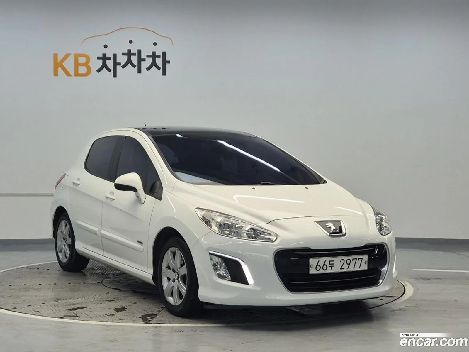Peugeot 308 2014 — 2