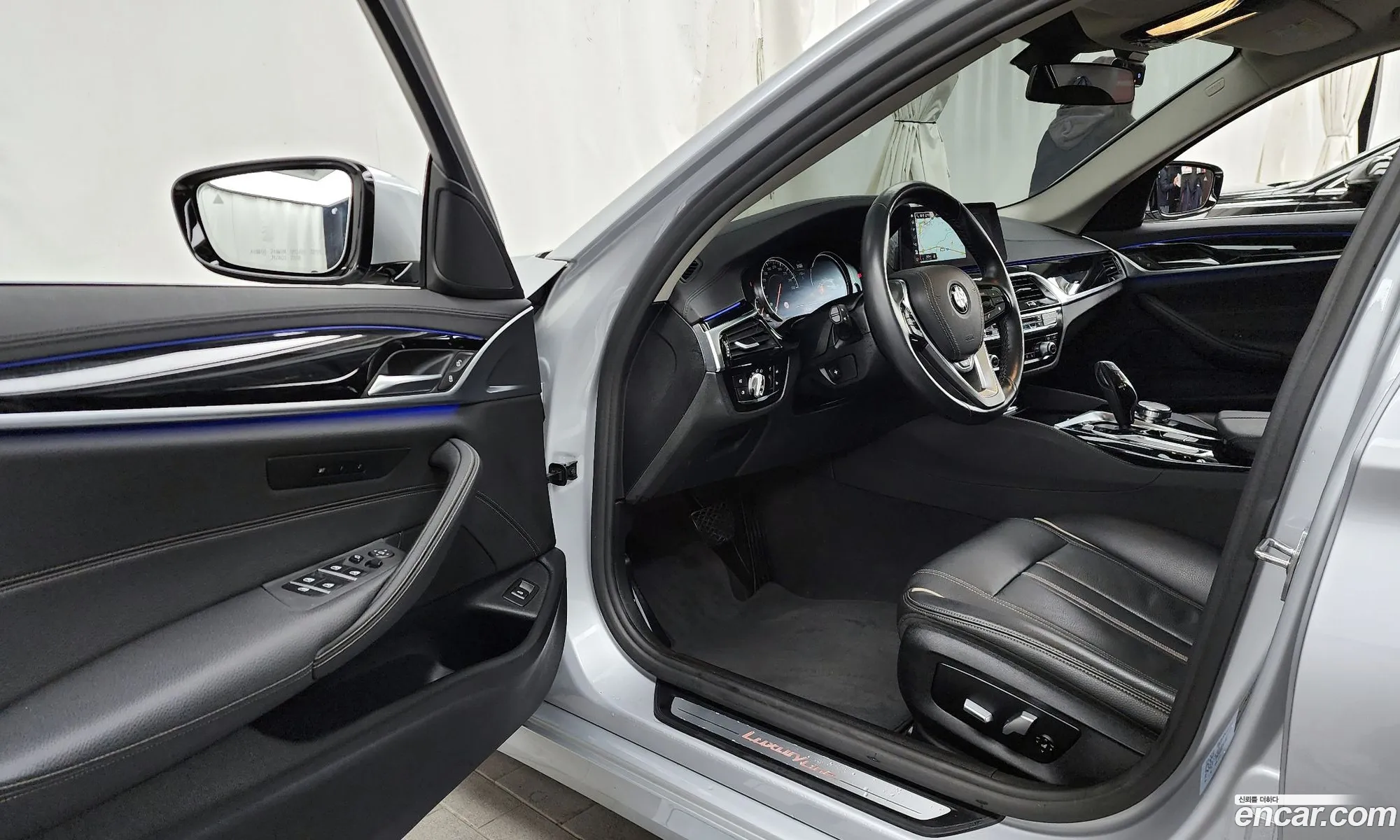 BMW 5 Series 2018 WBAJK7104JBP72025 — 8