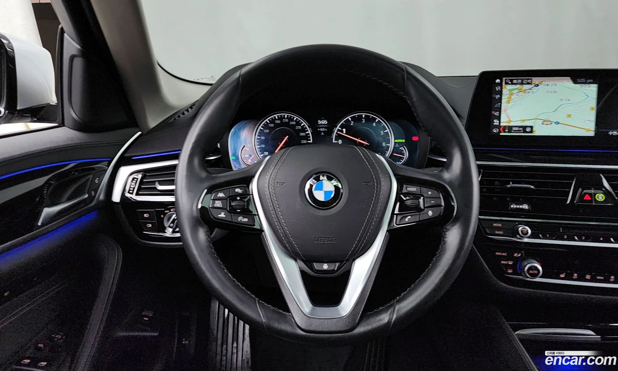 BMW 5 Series 2018 WBAJK7104JBP72025 — 13