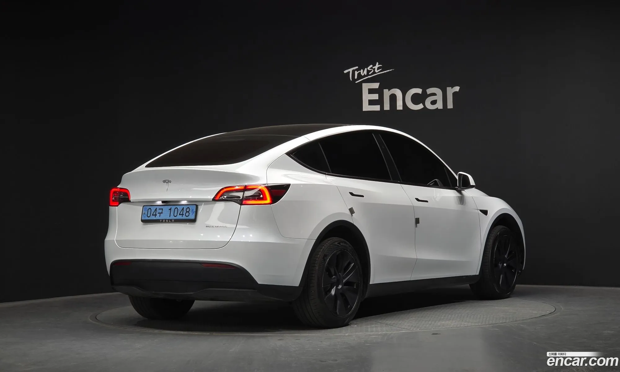 Tesla Model Y 2024 LRWYGCEK0RC700278 — 14