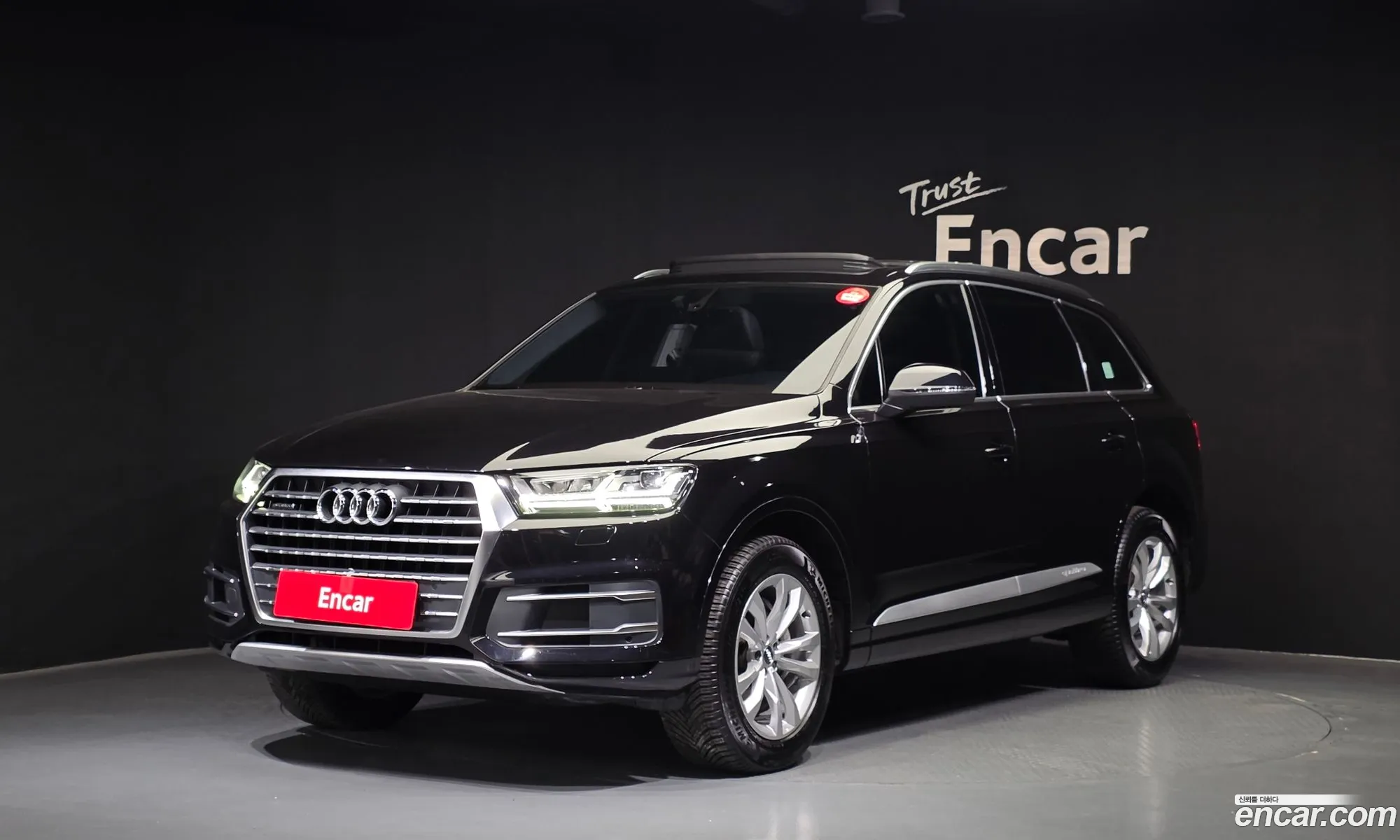 Audi Q7 2019 WAUZZZ4M5KD043868 — 18