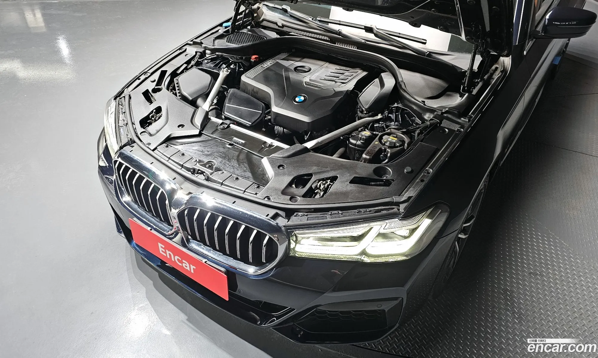BMW 5 Series 2021 WBA11BH0XNWX39590 — 5