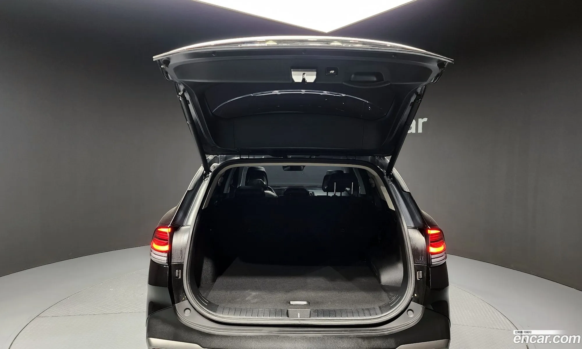 Kia Sportage Hybrid 2023 — 17