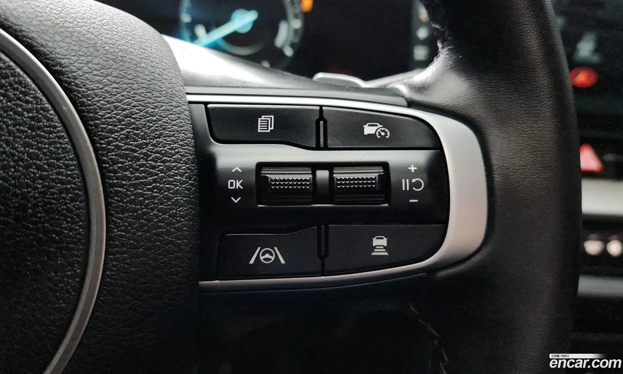 Kia Sportage Hybrid 2023 — 9