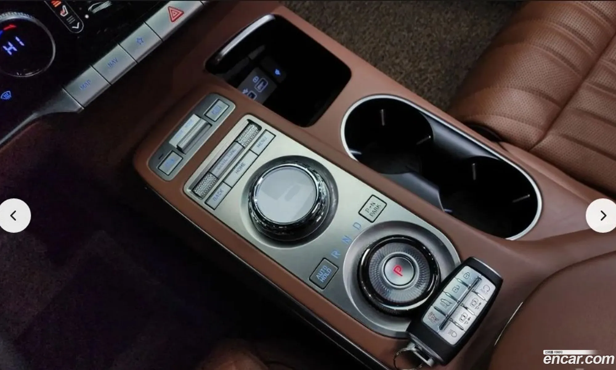 Genesis GV70 2021 — 11