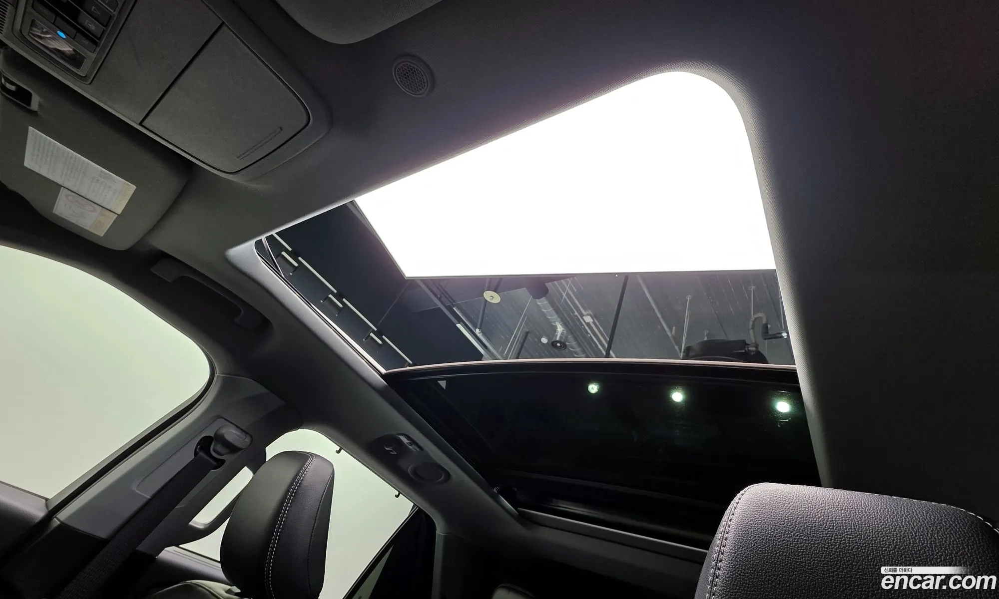 Ford Explorer 6th Gen 2023 1FMSK8FH5PGB54067 — 9