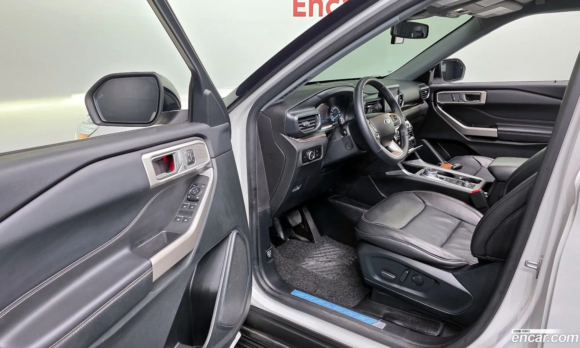 Ford Explorer 6th Gen 2023 1FMSK8FH5PGB54067 — 14