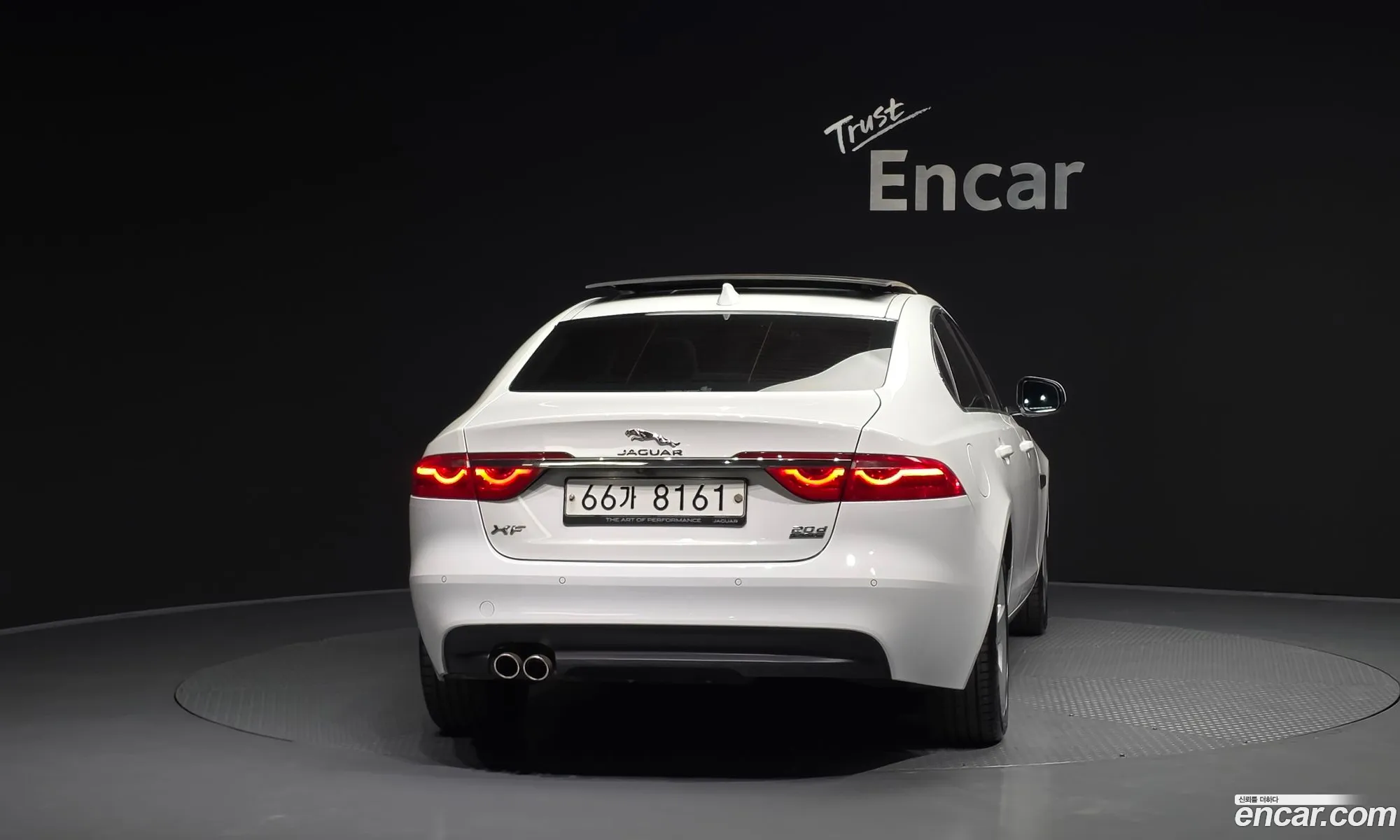 Jaguar XF 2018 — 2