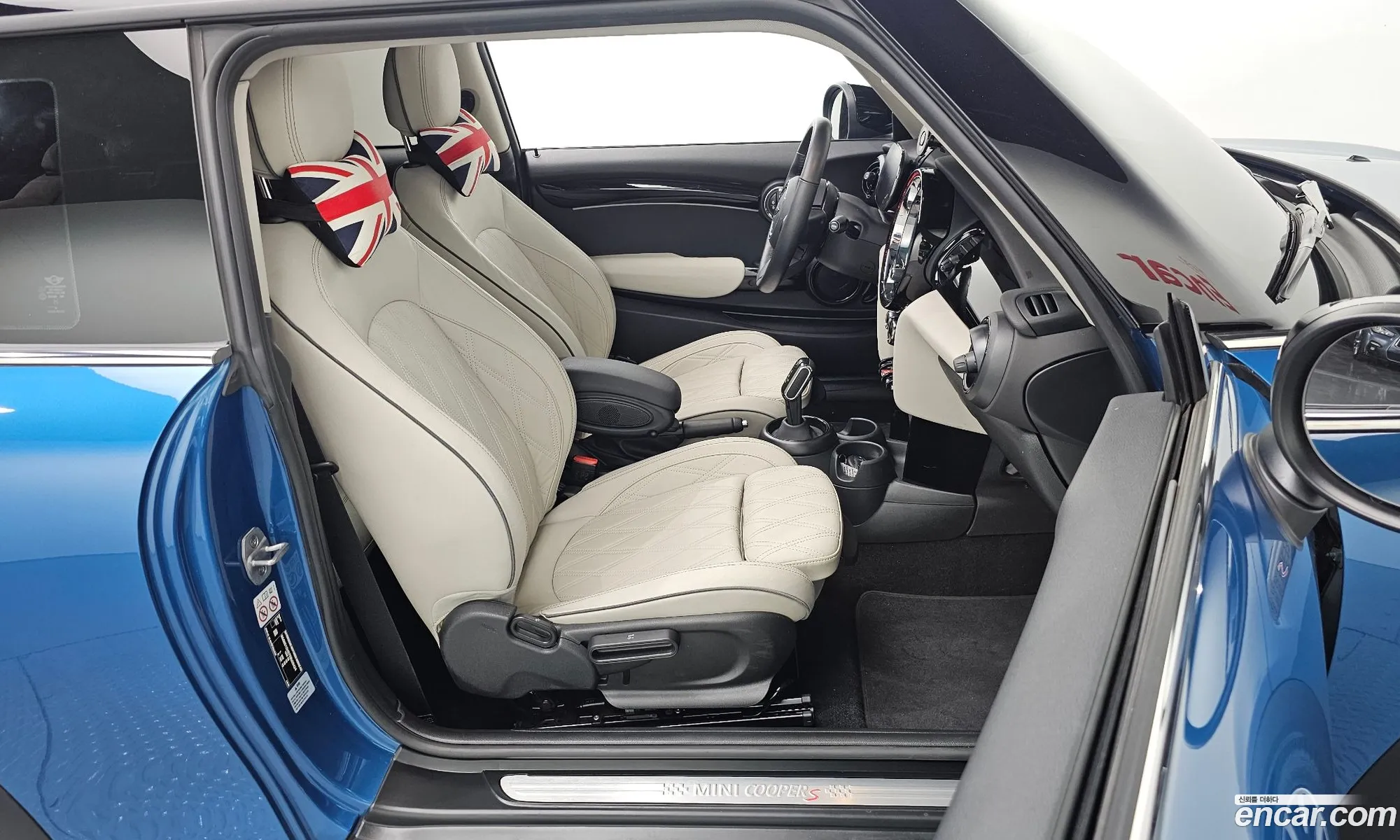Mini Cooper S 2024 — 16