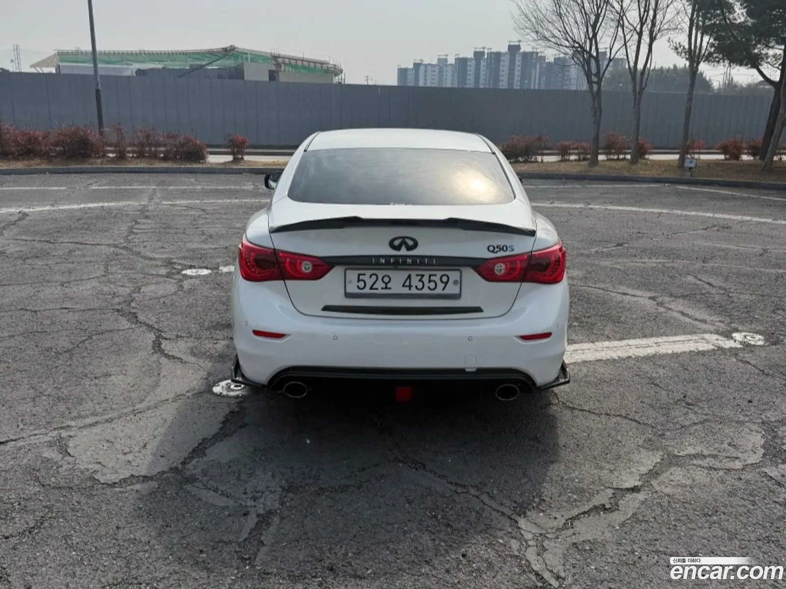 Infiniti Q50 2016 — 13