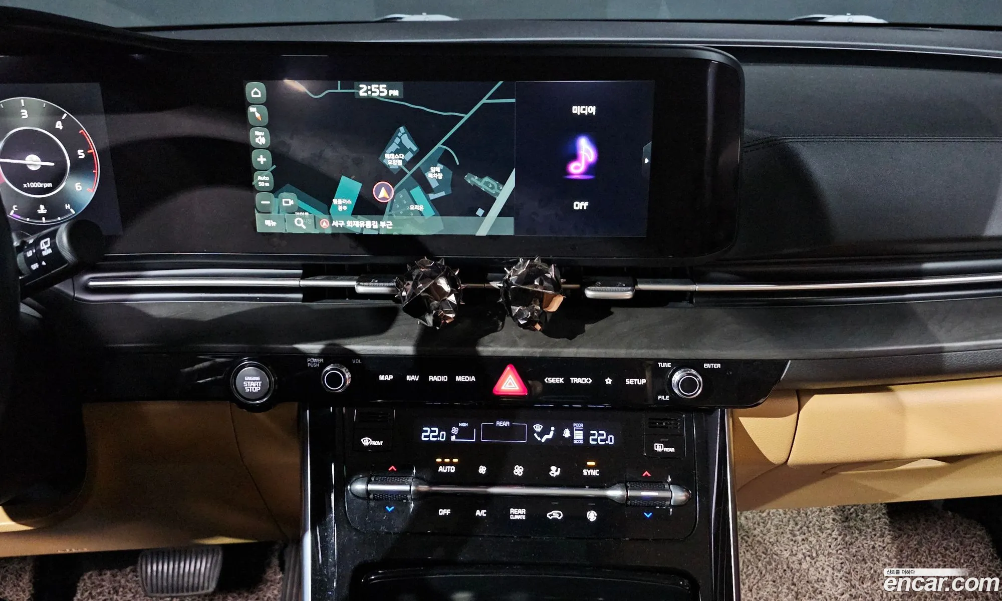 Kia Carnival 2020 — 17