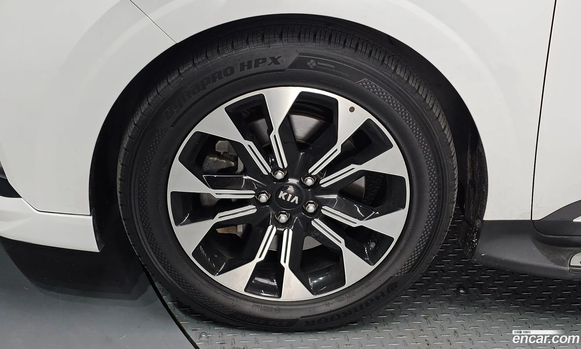 Kia Carnival 2020 — 3