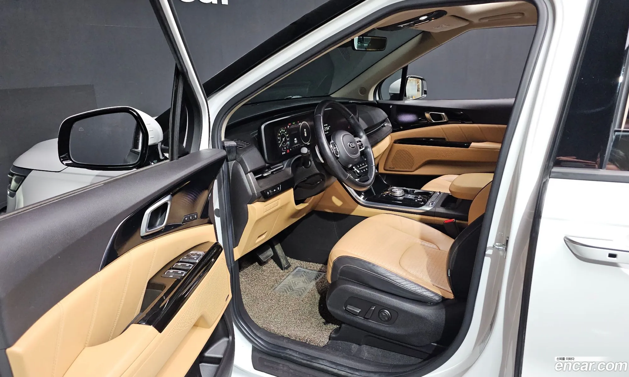 Kia Carnival 2020 — 20