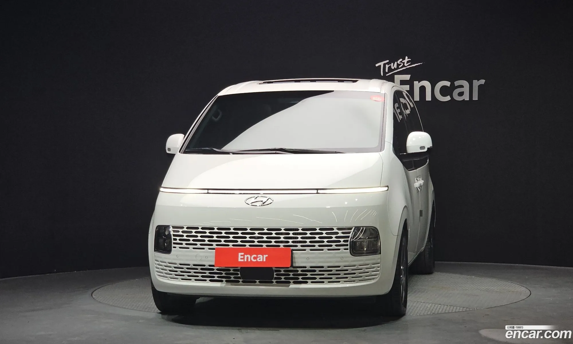 Hyundai Staria 2024 — 14
