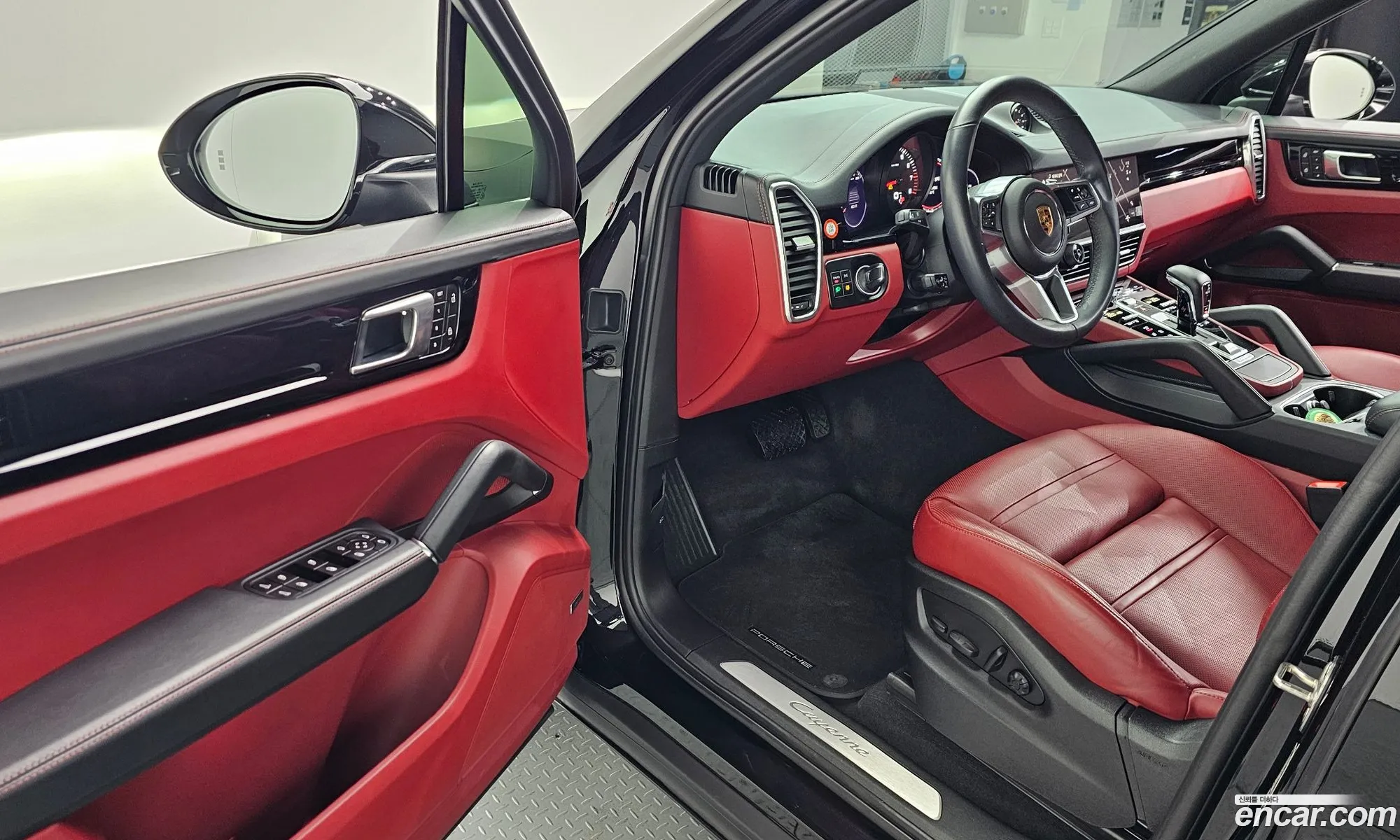 Porsche Cayenne 2023 — 8