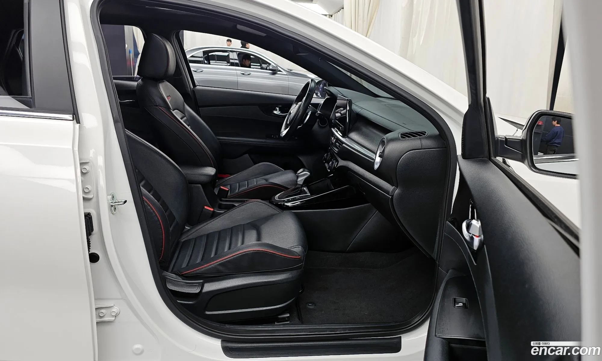 Kia K3 2022 — 16