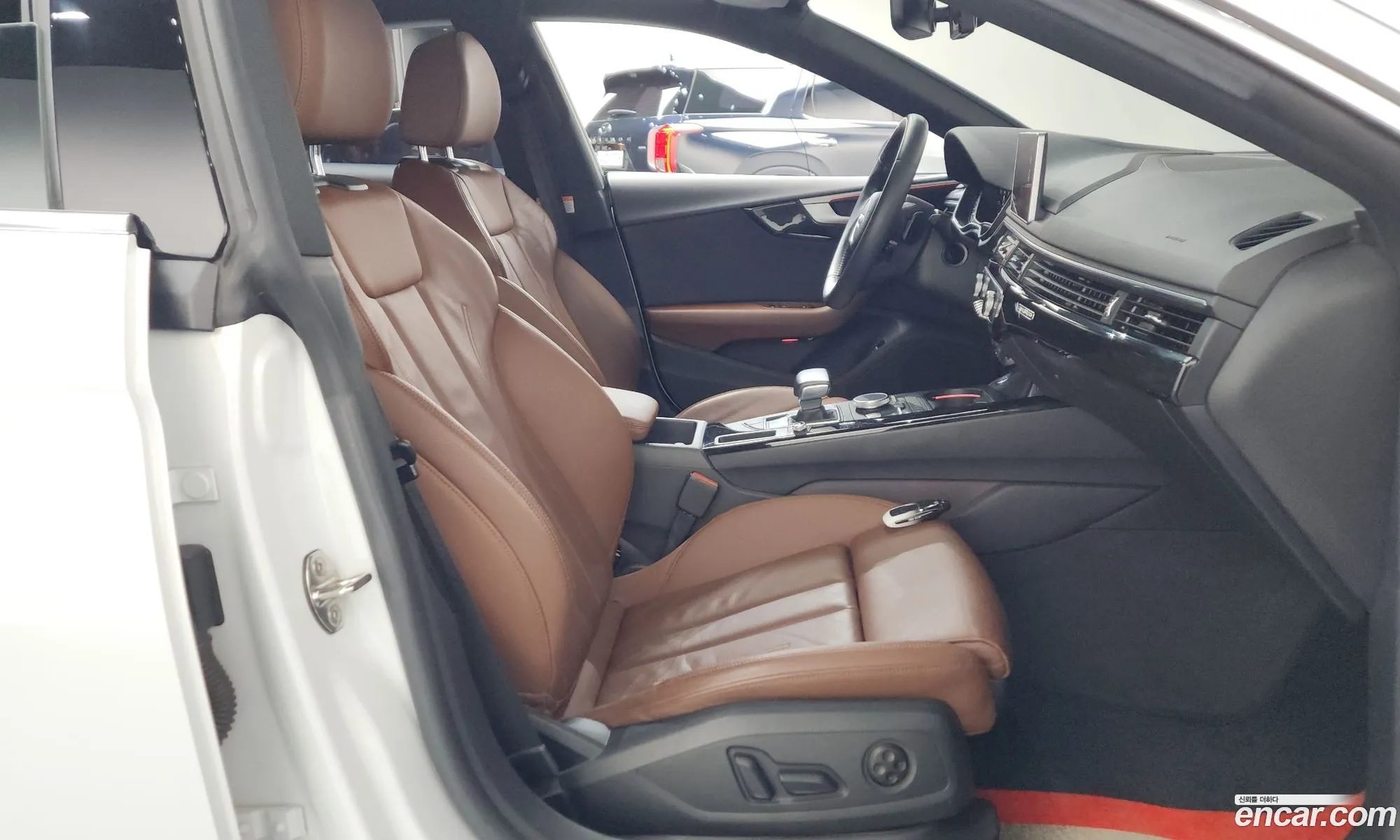Audi A5 2019 WAUZZZF53KA066105 — 7