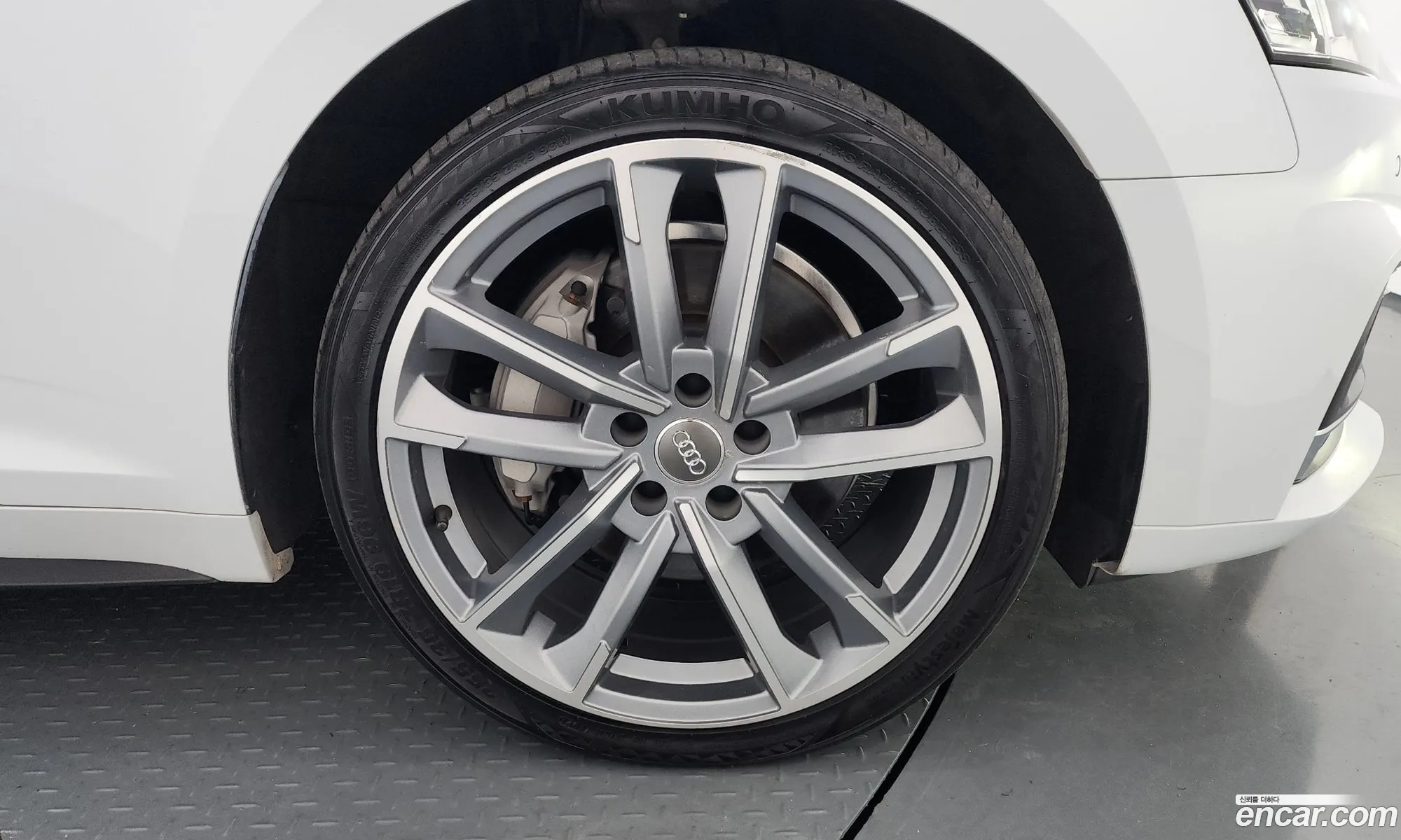 Audi A5 2019 WAUZZZF53KA066105 — 27
