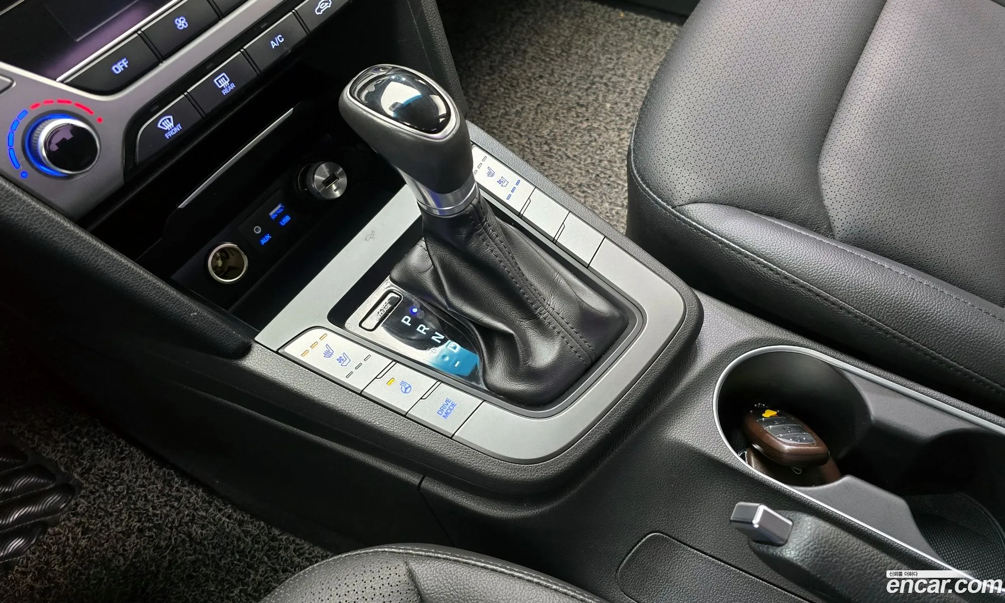 Hyundai Elantra AD 2016 — 15