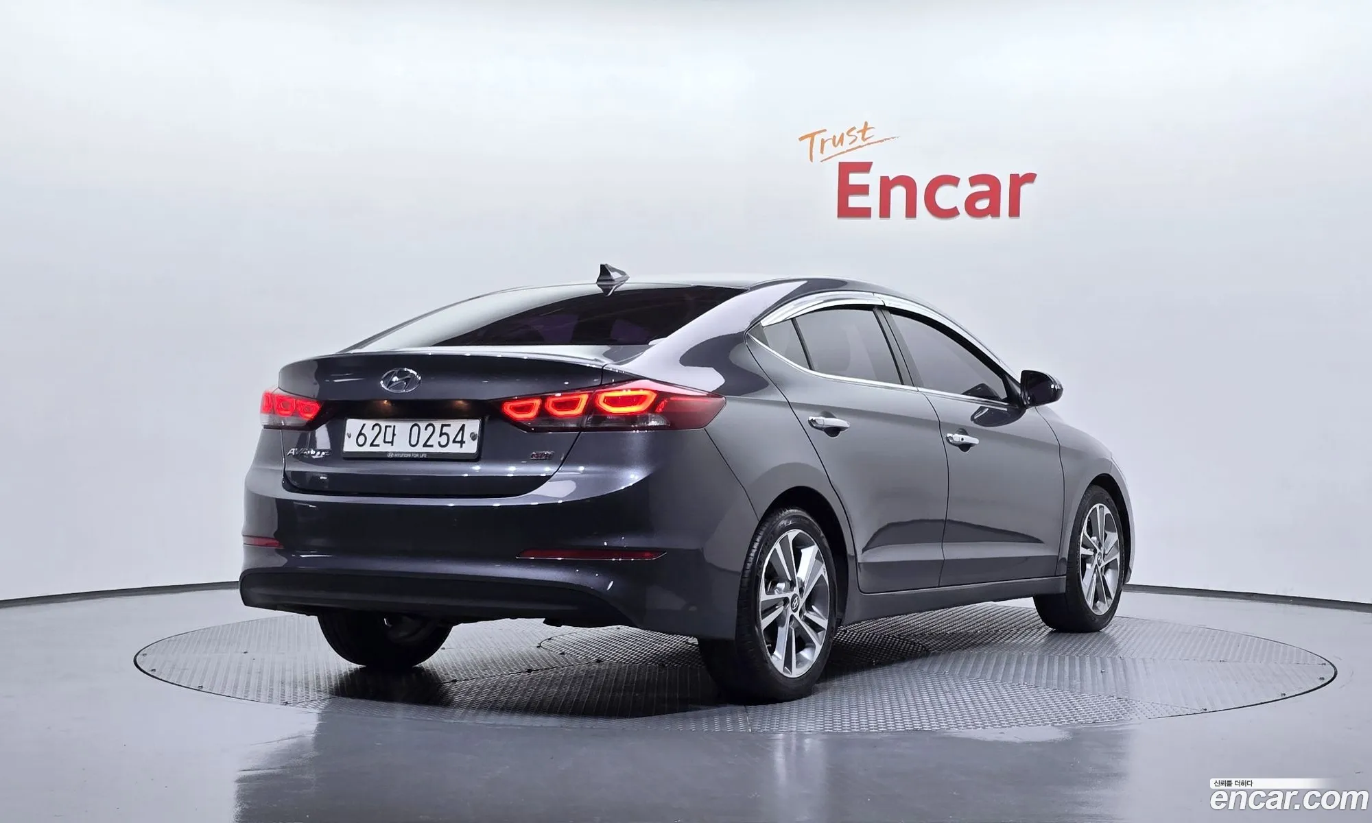 Hyundai Elantra AD 2016 — 9