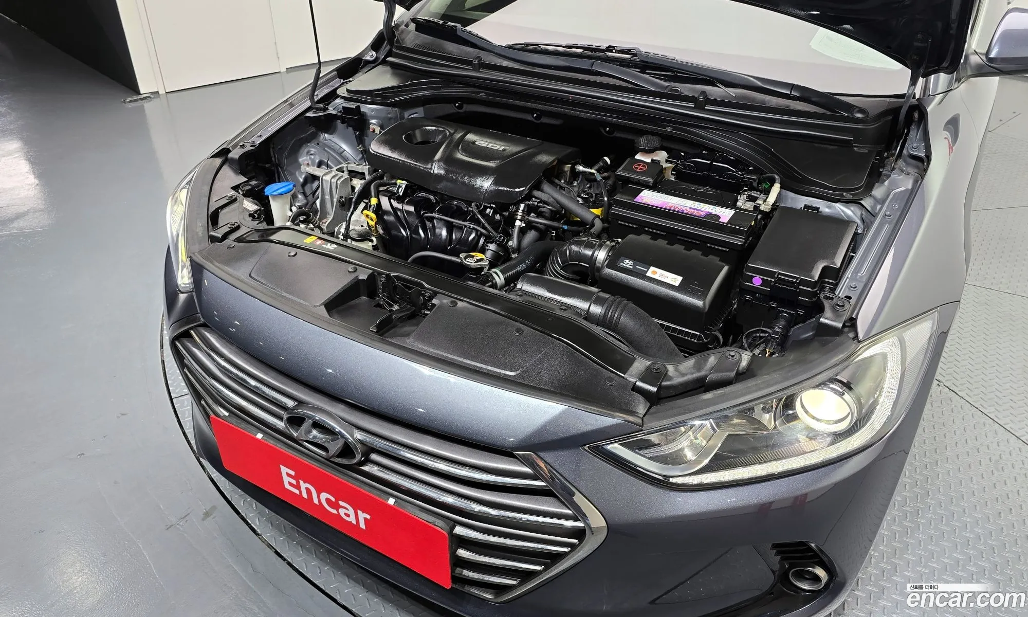 Hyundai Elantra AD 2016 — 5