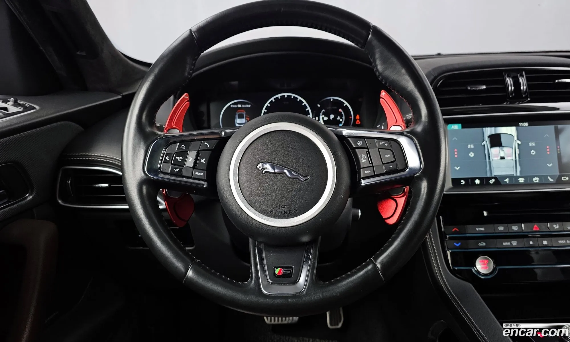 Jaguar F-Pace 2016 SADCA2BK6HA051954 — 17