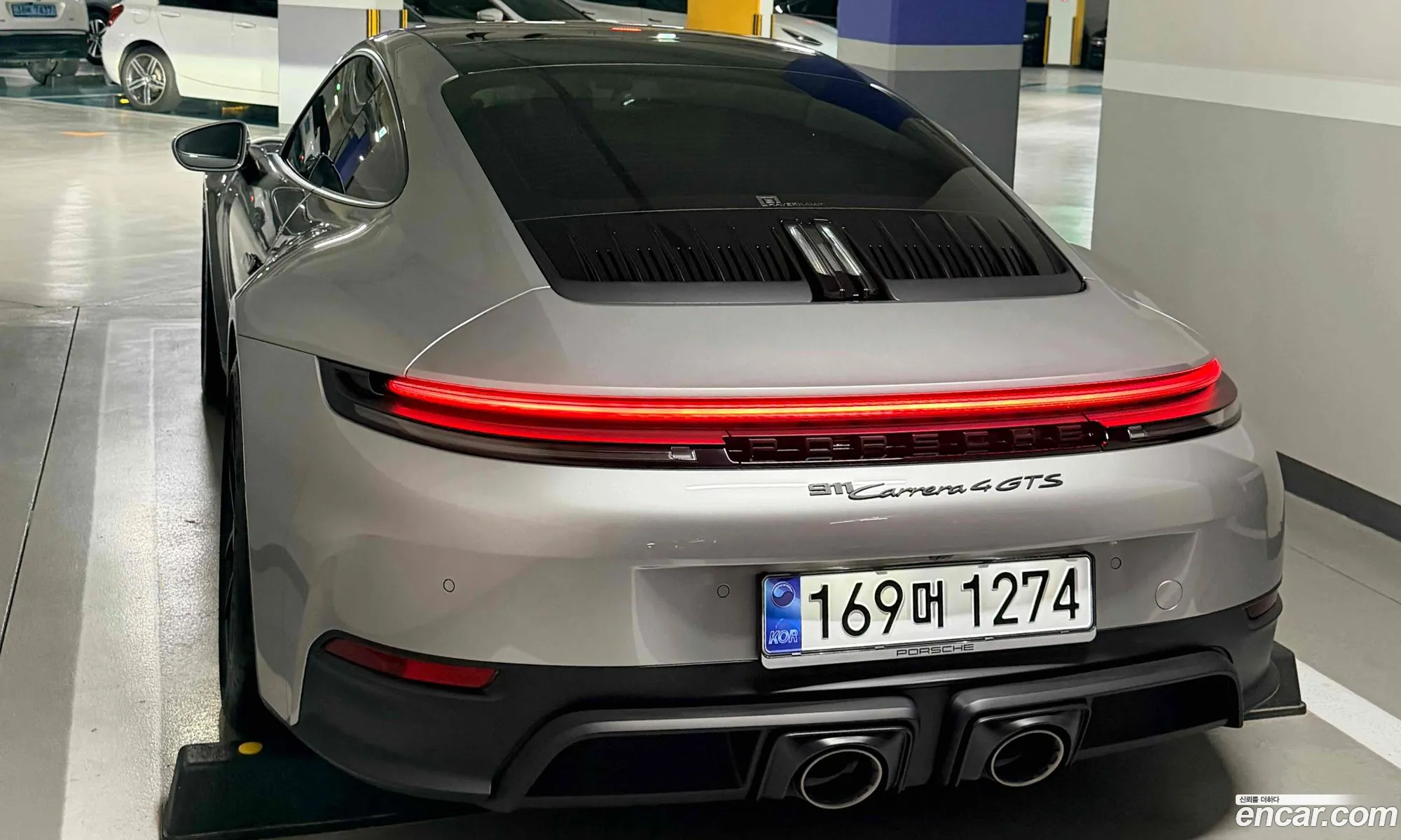 Porsche 911 2025 — 8