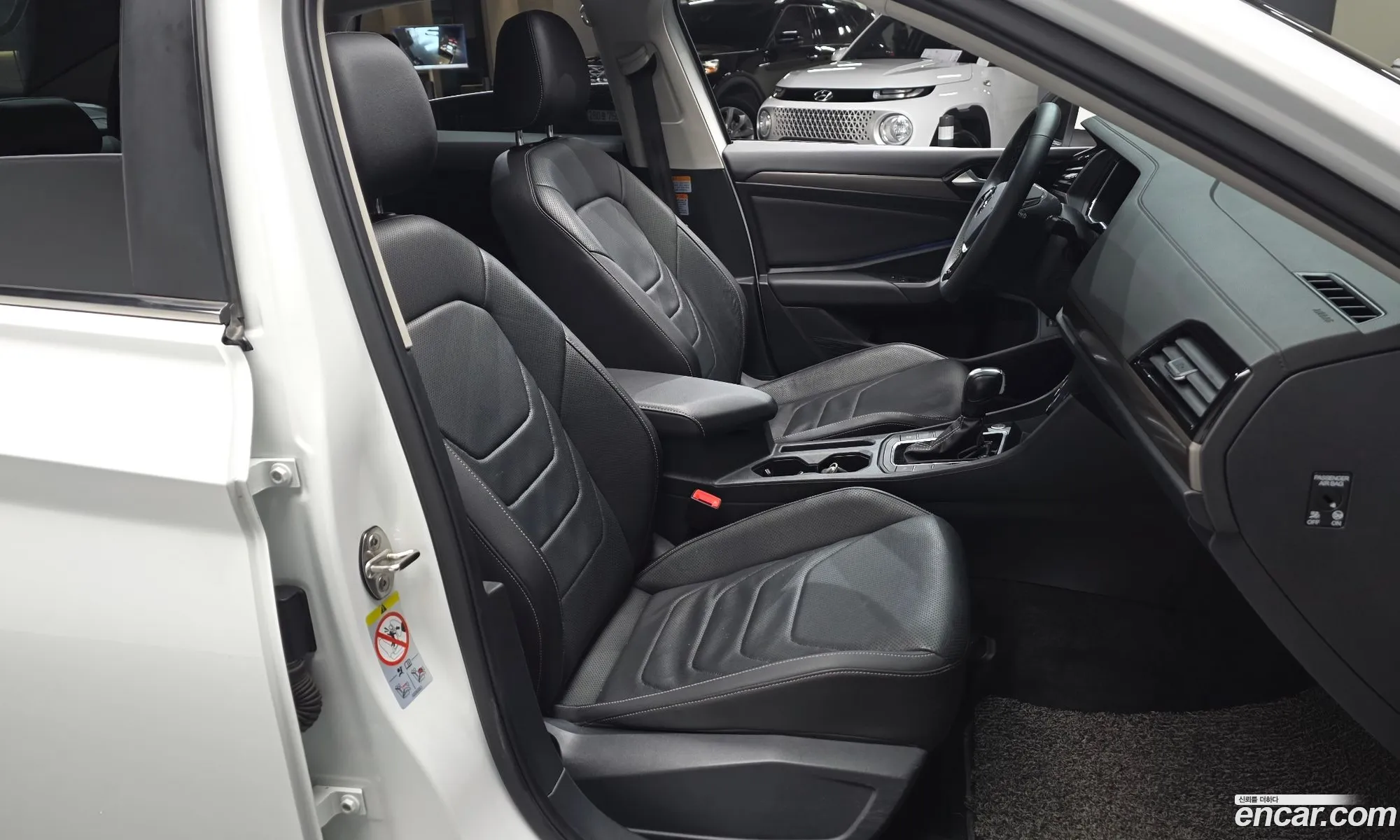 Volkswagen Jetta 7th Gen 2021 — 10