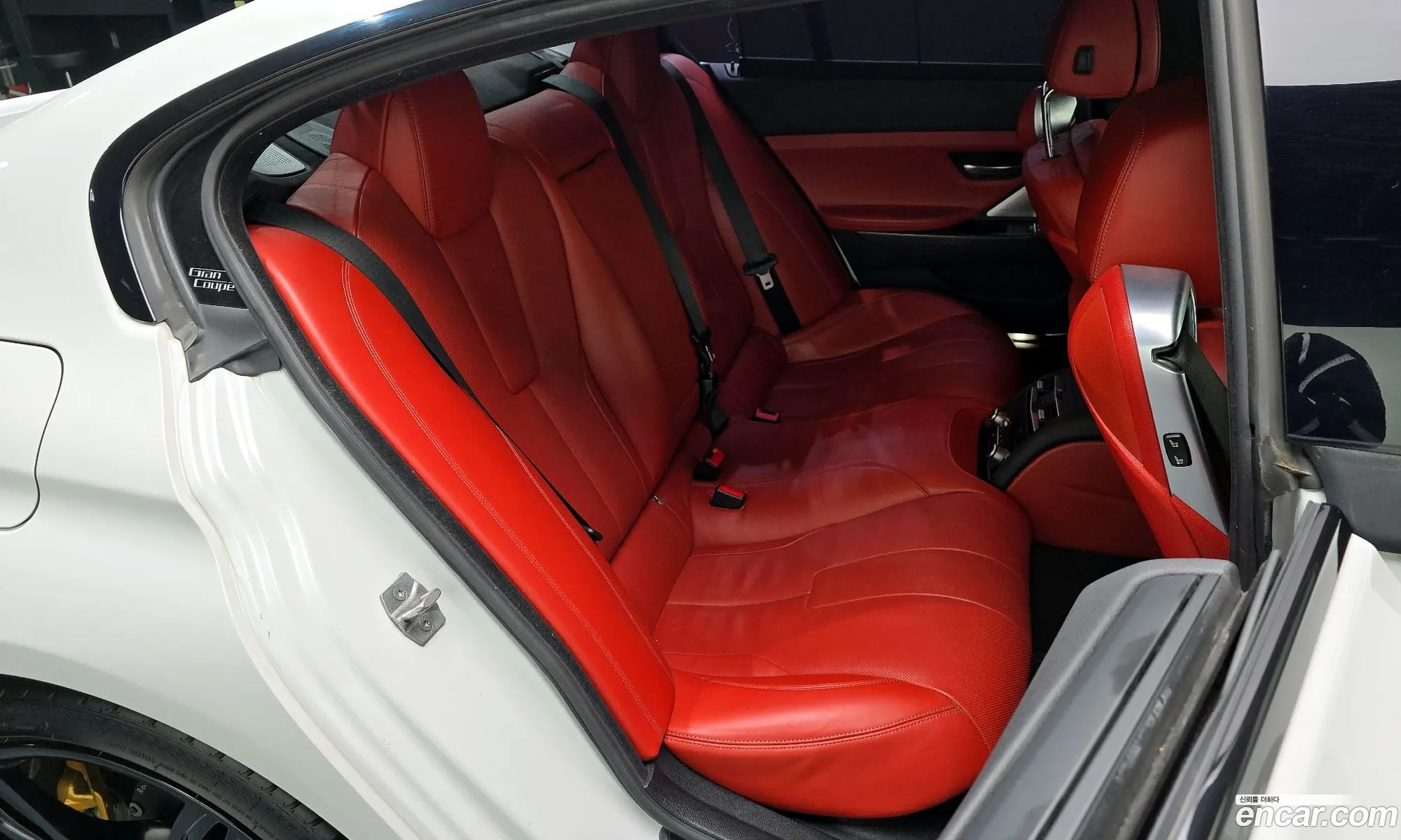 BMW M6 2016 WBS6E9107GD990607 — 16