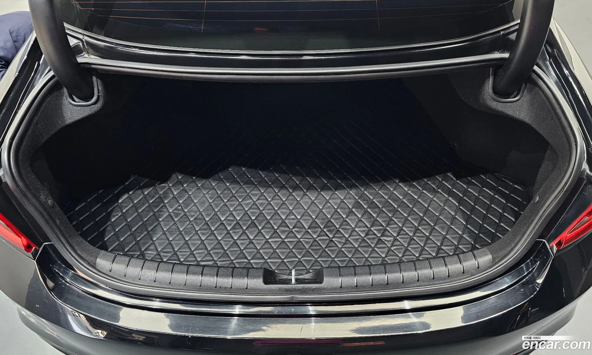 Hyundai Grandeur IG 2018 — 3