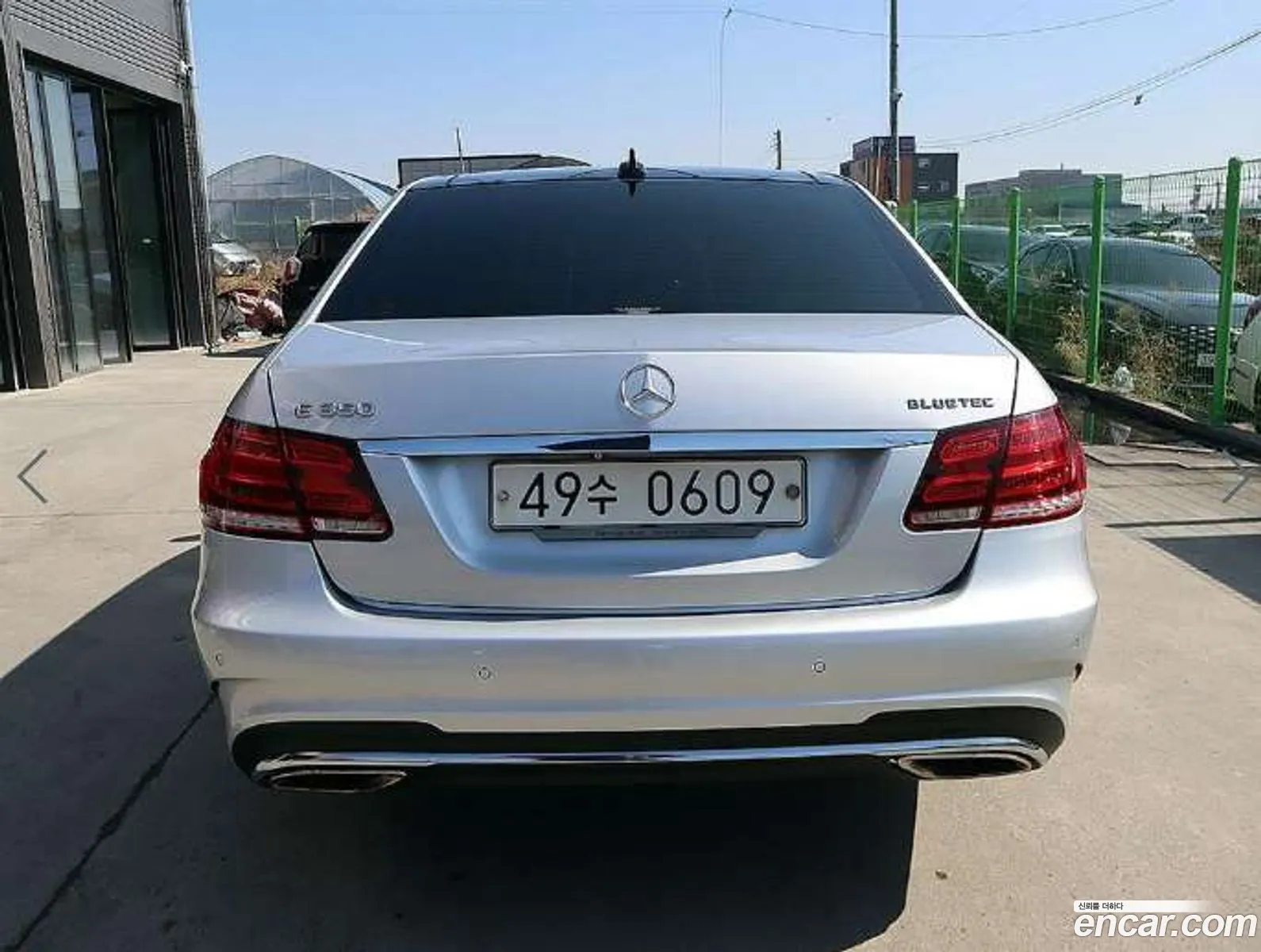 Mercedes-Benz E-Class W212 2015 — 14