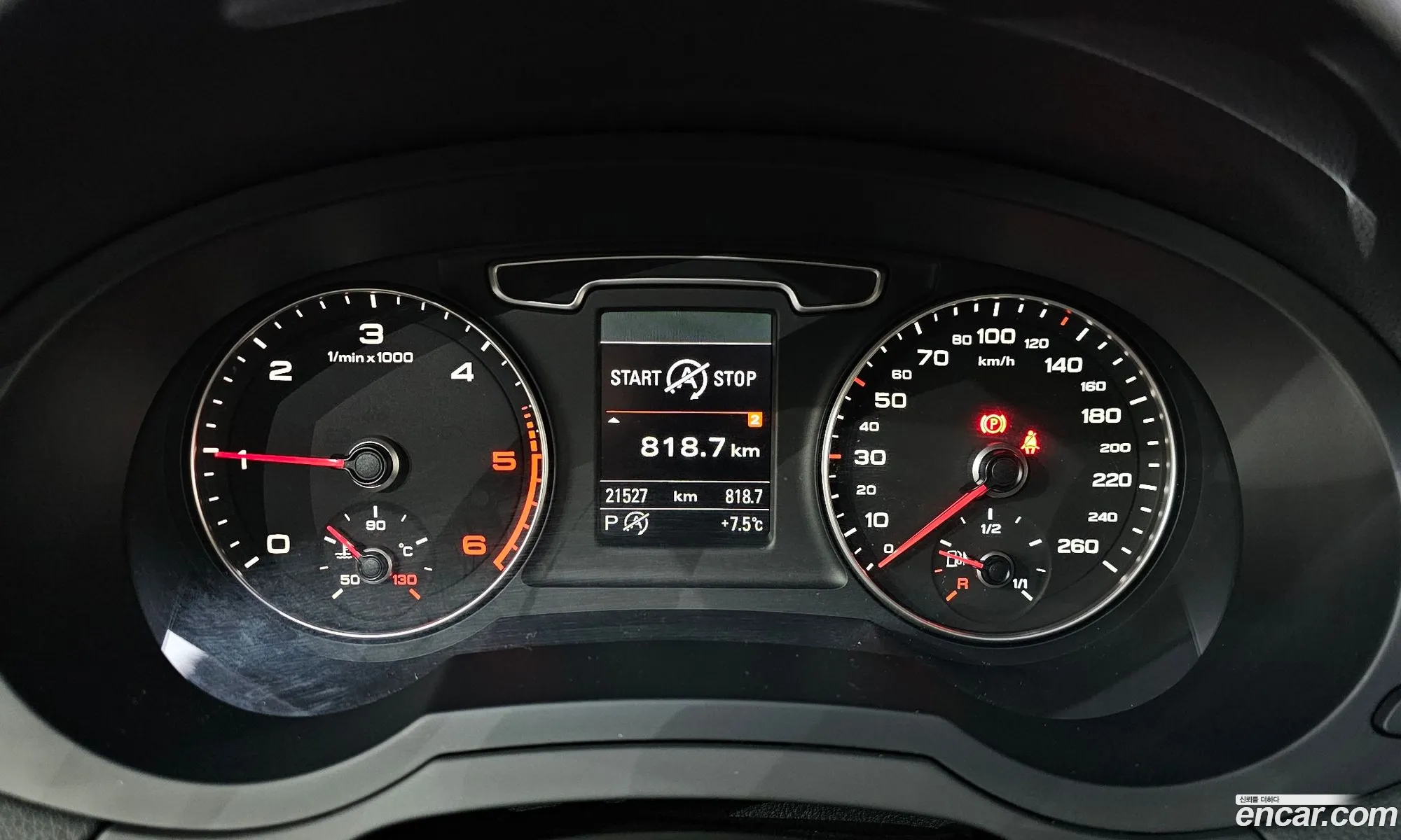 Audi Q3 2014 WAUZZZ8U7FR001155 — 9
