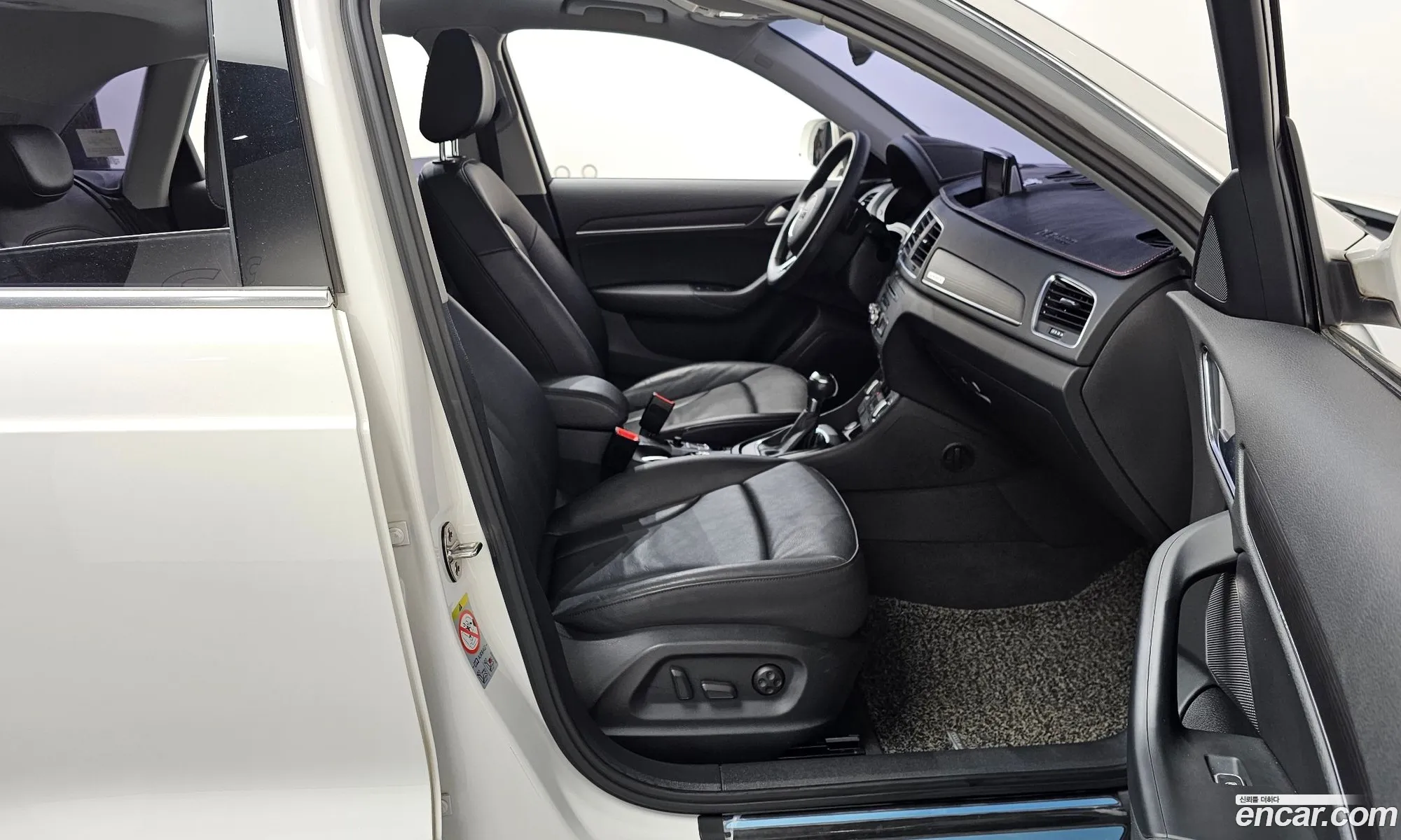 Audi Q3 2014 WAUZZZ8U7FR001155 — 2