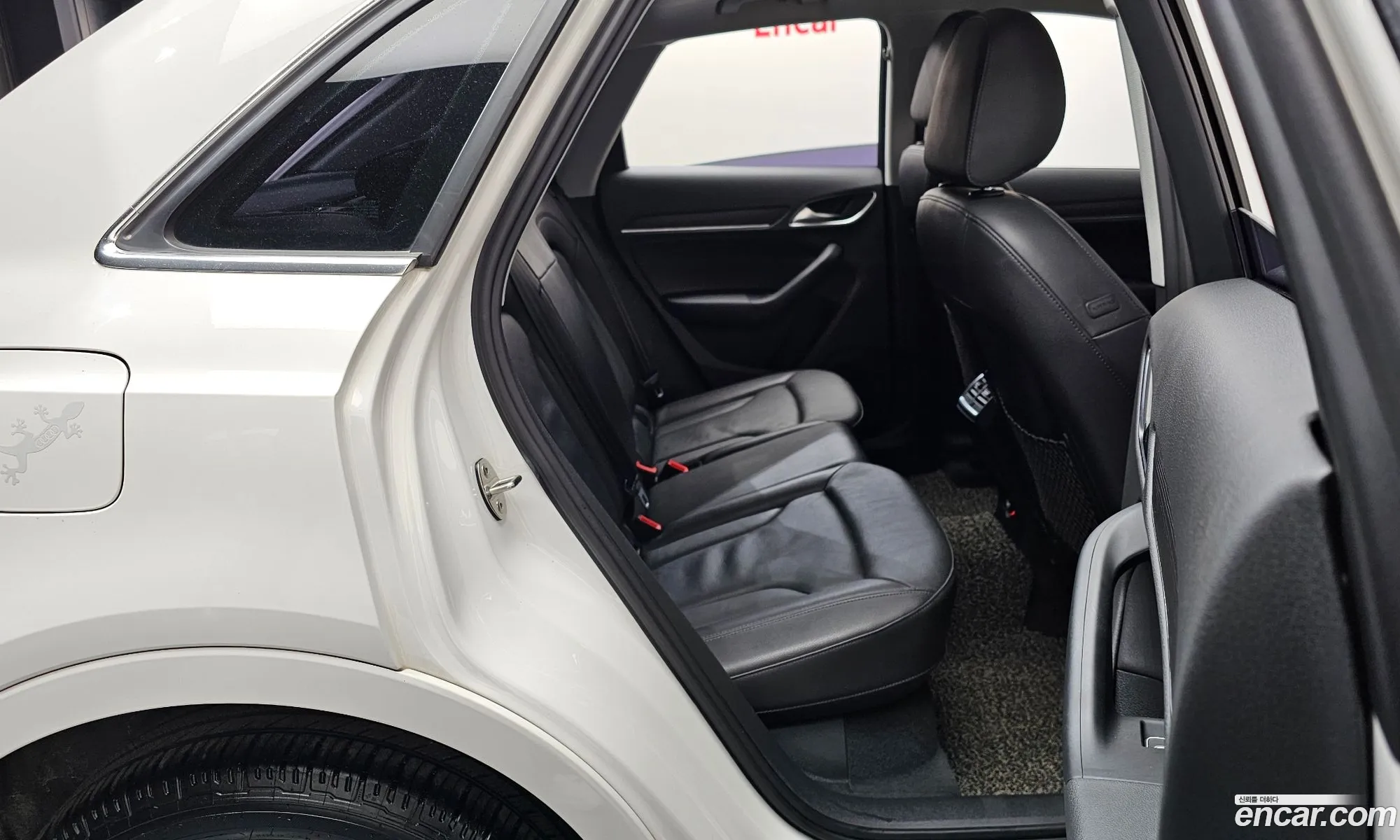 Audi Q3 2014 WAUZZZ8U7FR001155 — 10