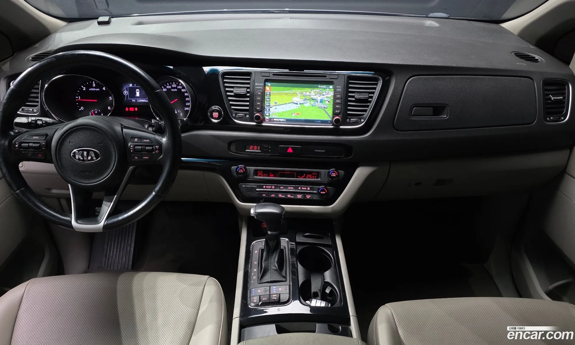 Kia Carnival 2017 — 11